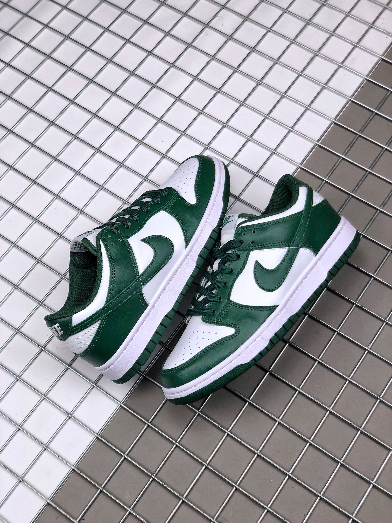 Dunk Low Michigan State