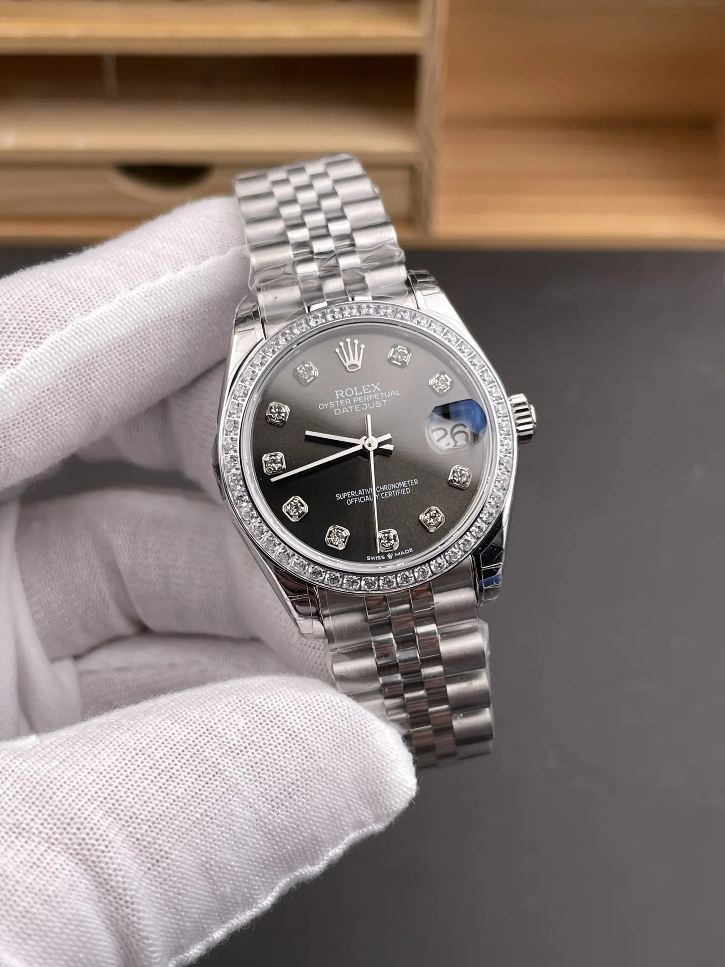 Rolex Datejust Diamond Bezel Ladies 31mm