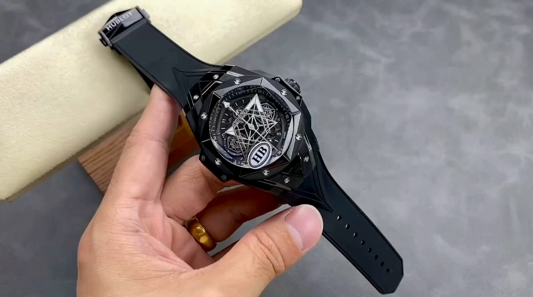 【Super Clone】418.CX.1107.RX.MXM22 Hublot Big Bang Sang Bleu II Black Magic