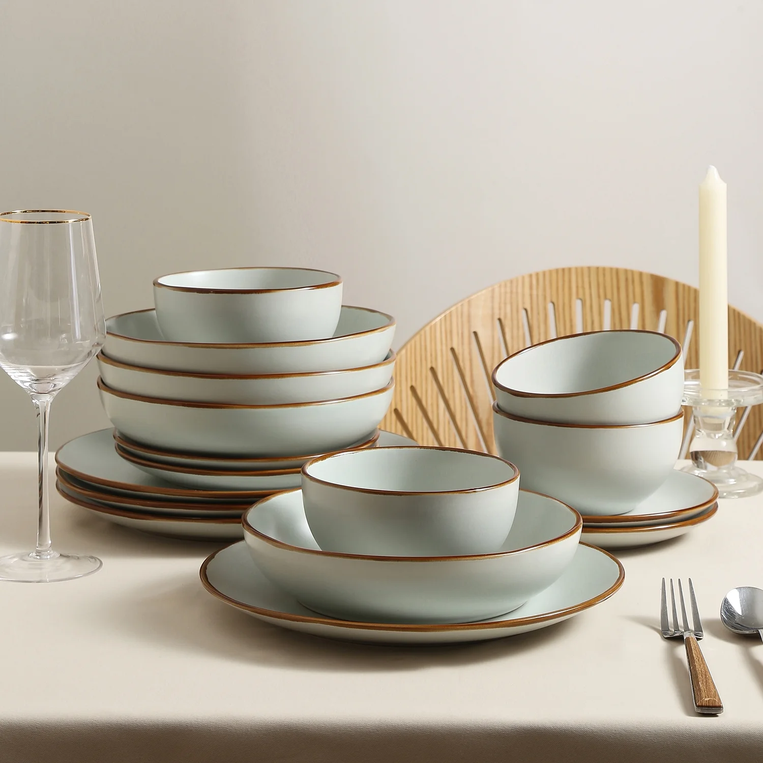 Stone + Lain Brasa Stoneware Collection Dinnerware Set, 32-Piece Service for 8, Blue