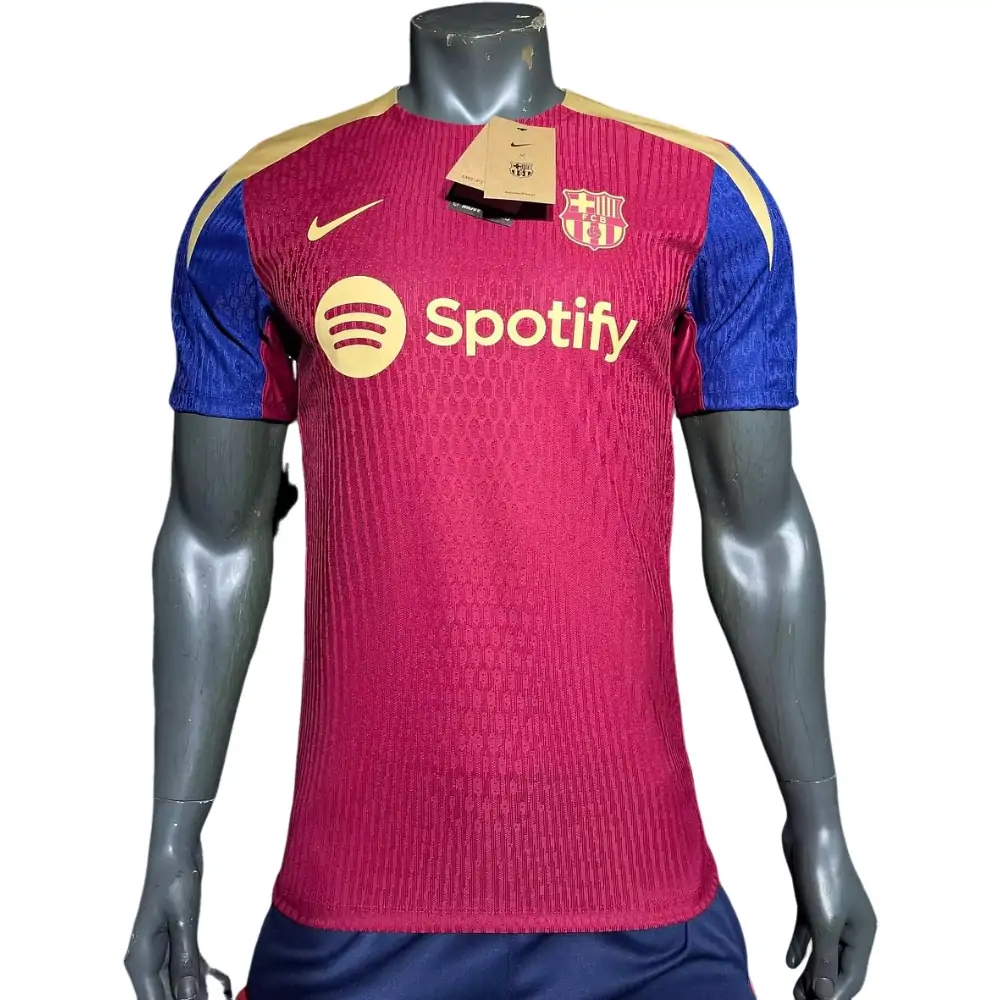 2024/25 Barcelona Training Shirt - Player Edition