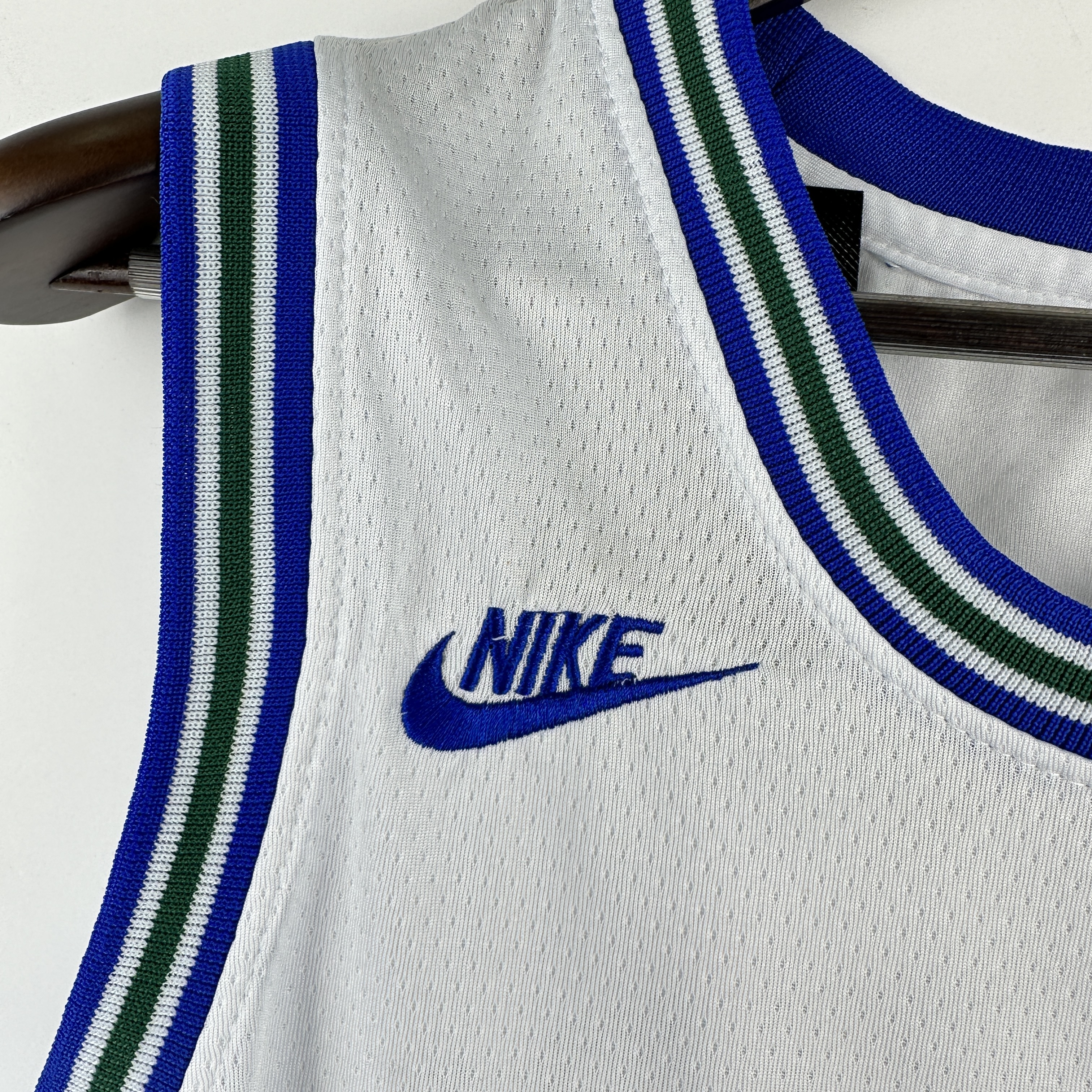 Embroidery 24 season Timberwolves Retro No. 5 Edwards