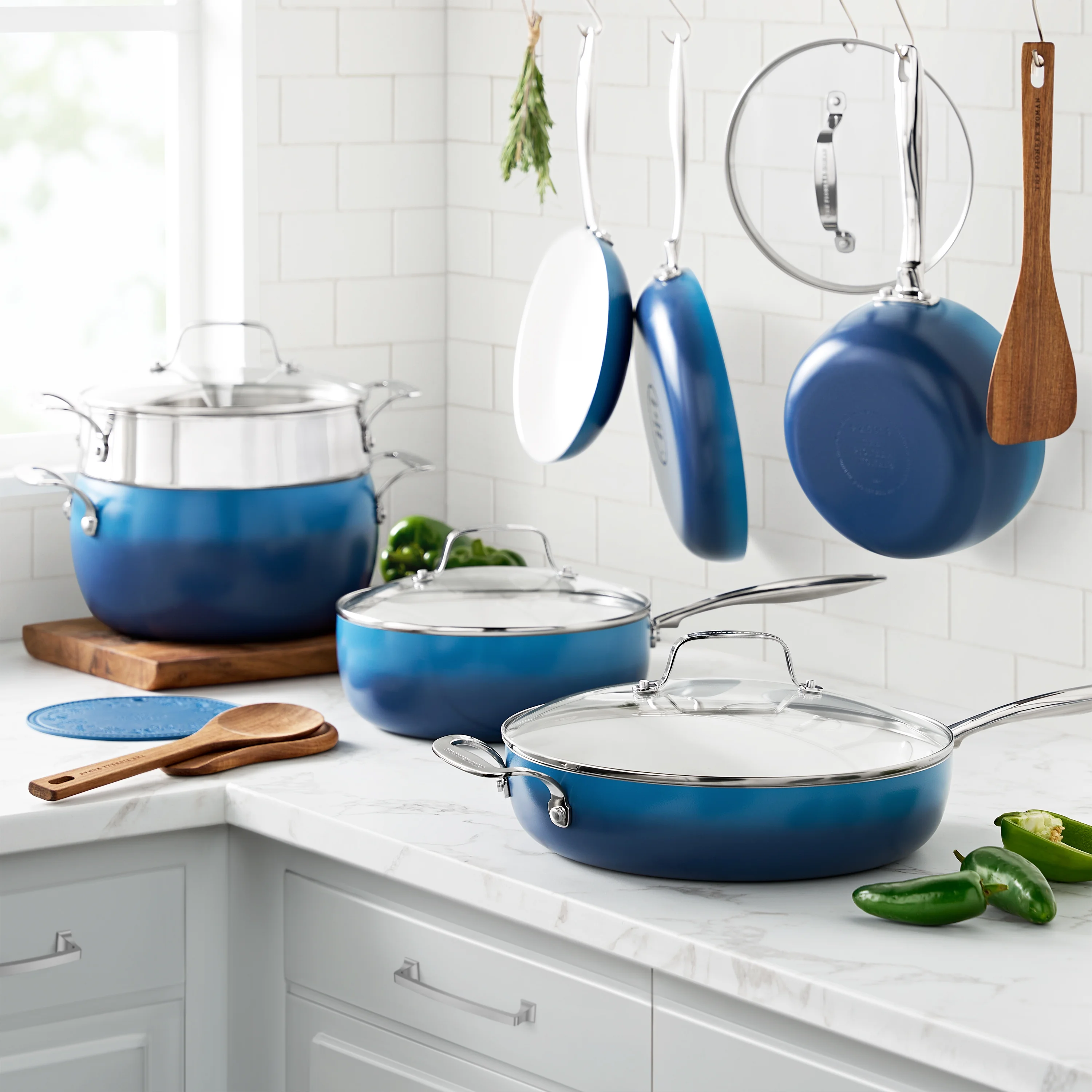 The Pioneer Woman Harlow 15-Piece Cookware Set, Ceramic Non-Stick Pots and Pans Set, Taupe