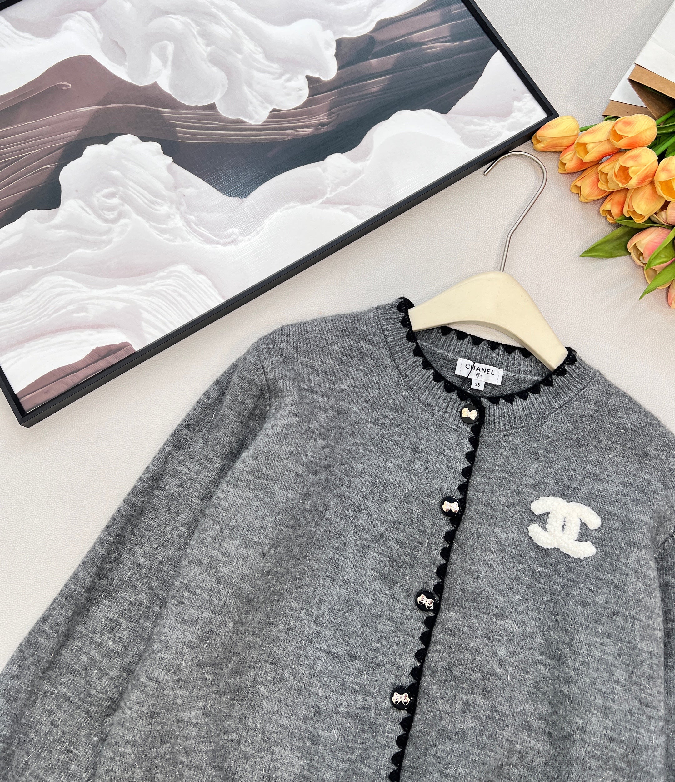 26NEW Crew Neck Cardigan