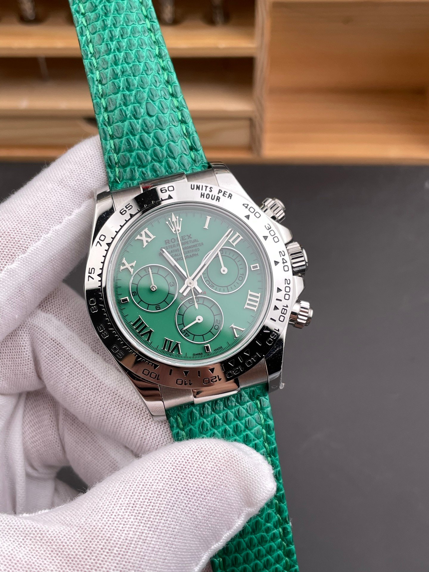 Rolex Daytona Four Beauties Green MOP