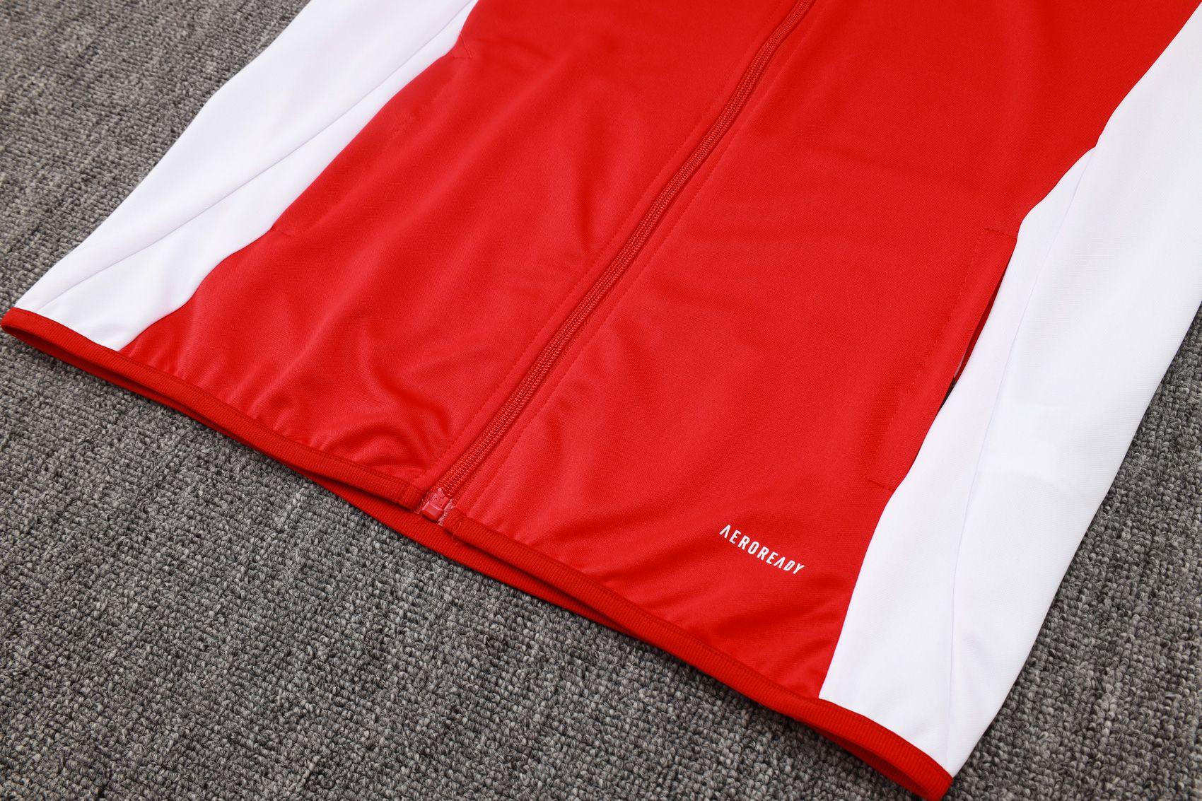 2024/2025 Arsenal Half-Pull Training Suit Red-White Football Shirt 1:1 Thai Quality