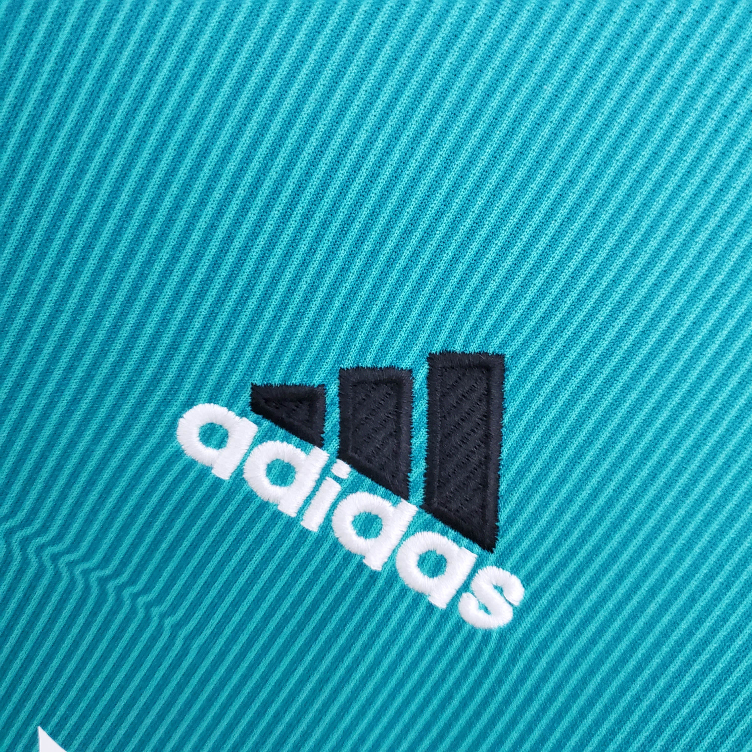 2021/22 Real Madrid Football Shirt Third Away