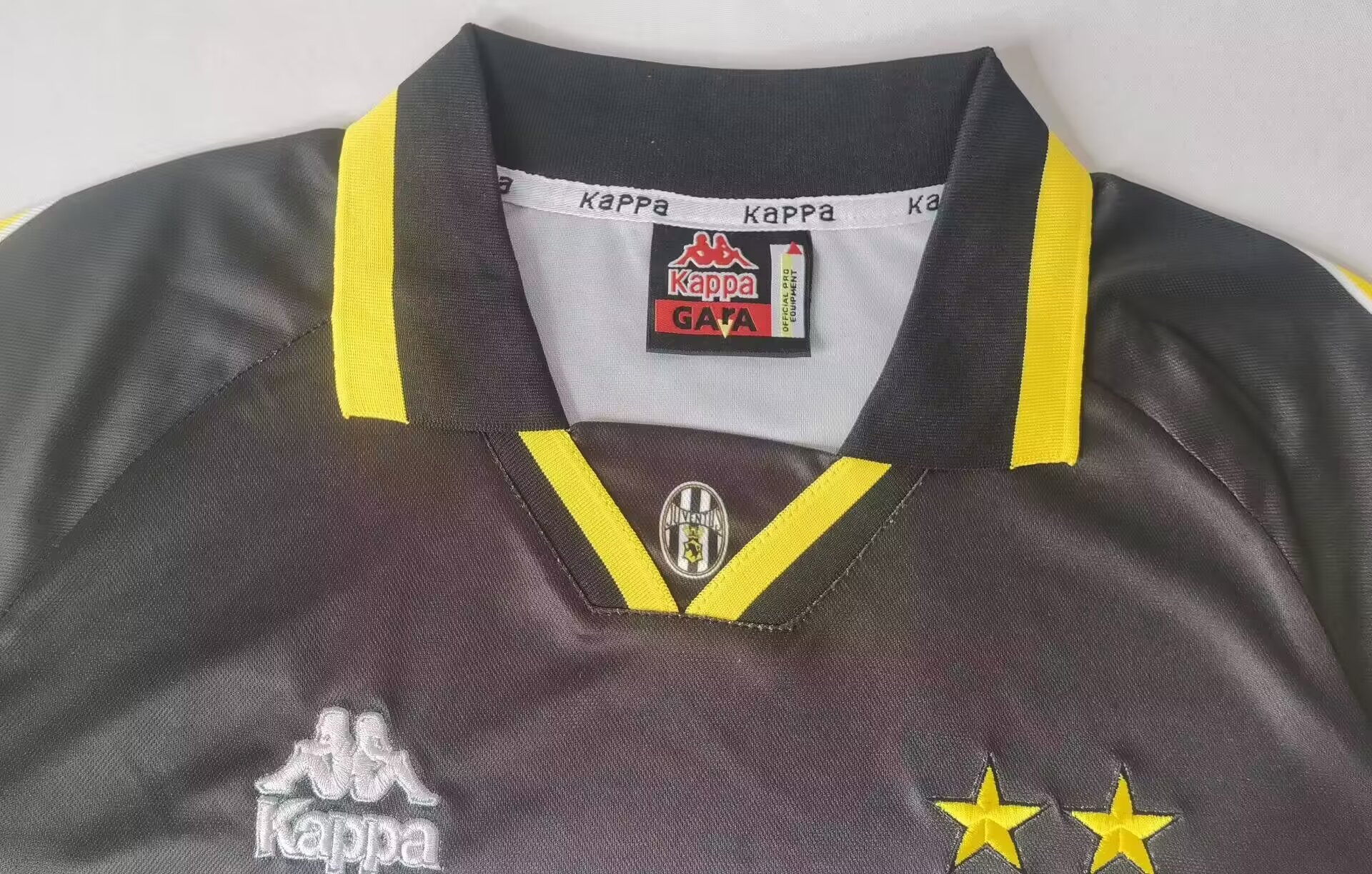 1995/96 Juventus away retro jersey-Fans Edition