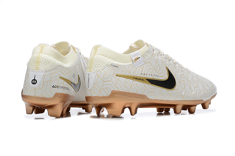 Tiempo Legend 10 Elite FG Football Shoes