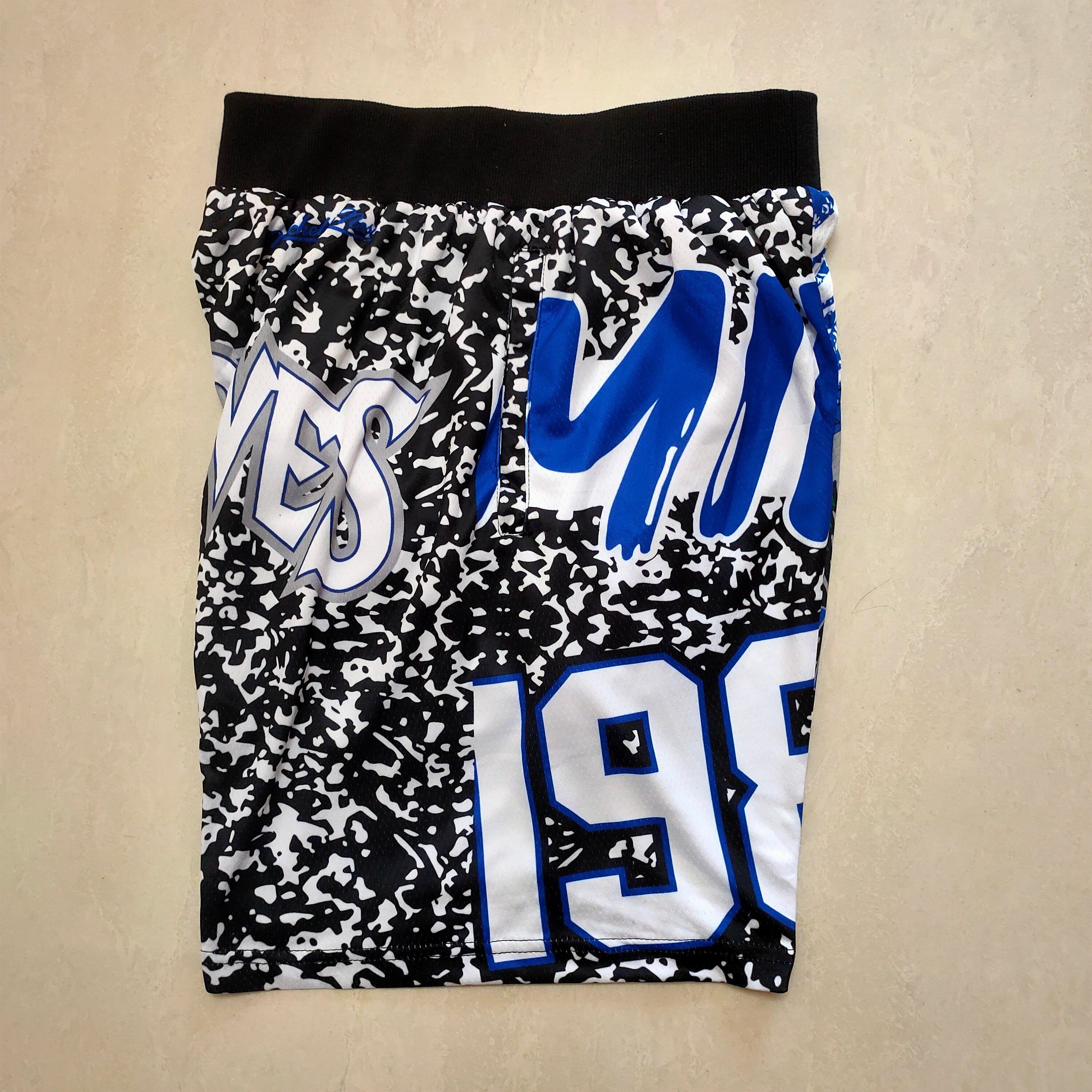 Minnesota Timberwolves Mitchell&ness black pocket pants