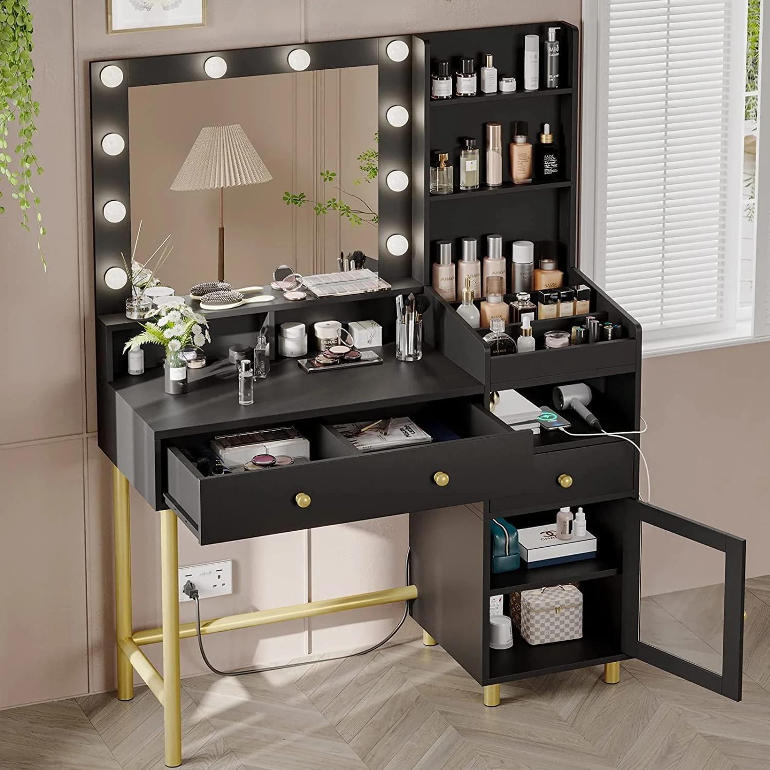 Makeup Vanity Desk with Lighted Mirror and Drawers, Vanity Desk Table Dressing Table with Charging Station & Lights for Bedroom, Black