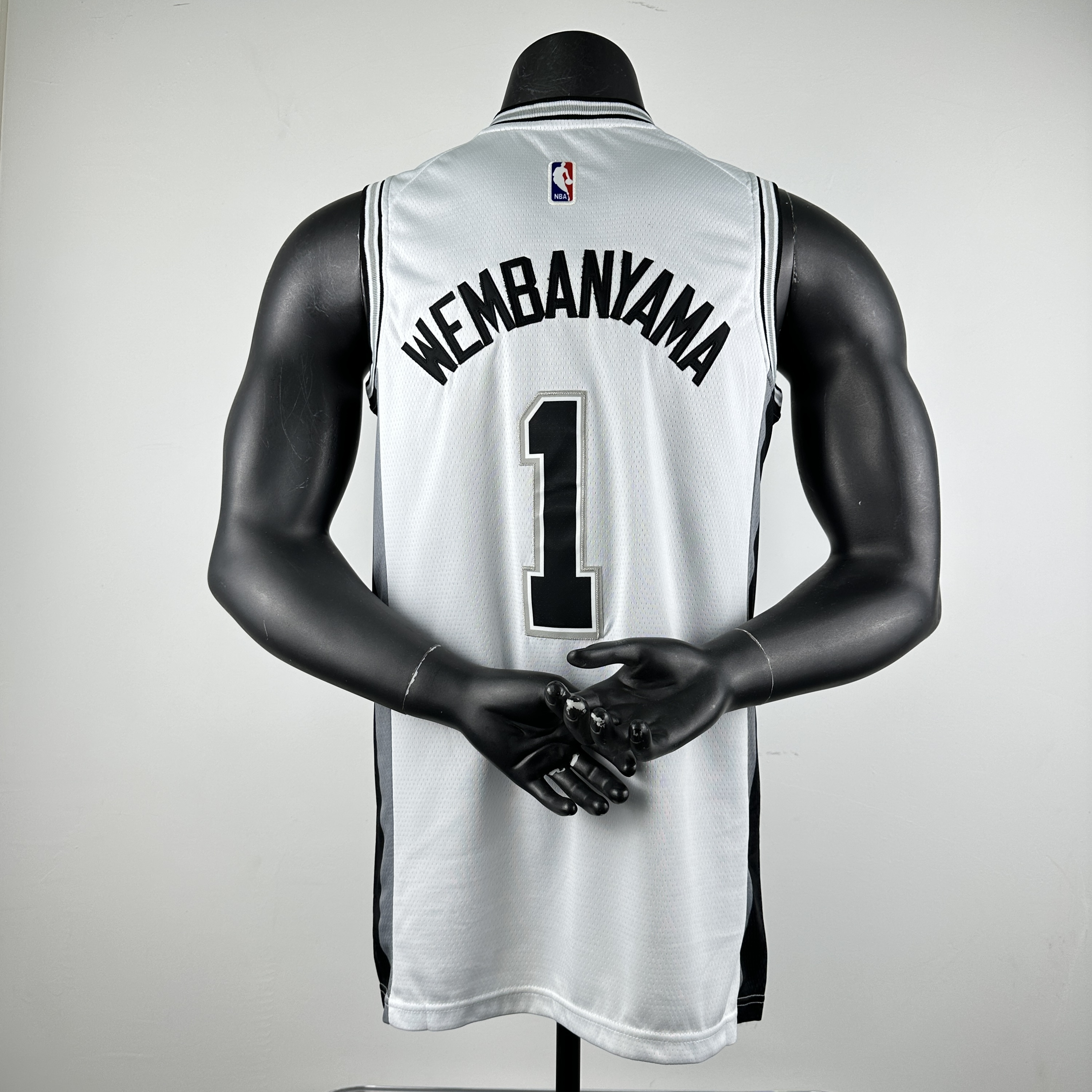 Embroidery Spurs White No. 1 Wenban Yama