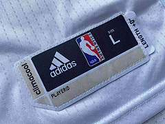 Los Angeles Lakers Bryant White 24 MN