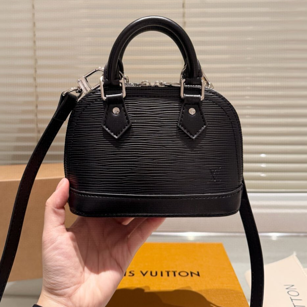 Louis Vuitton Nano Alma Epi Noir Black 7.1 Inches M81945