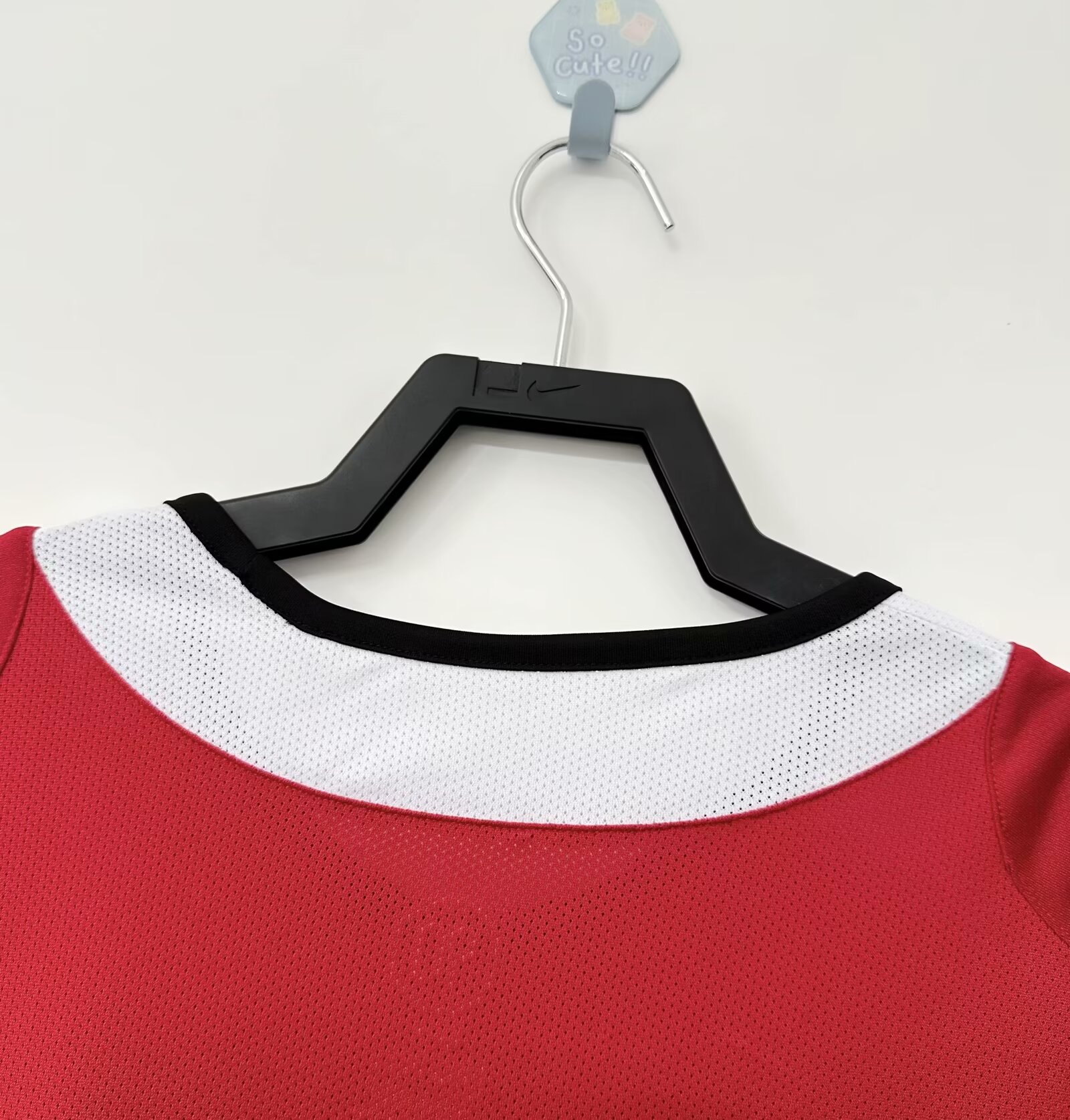 2005/2006 Manchester United home retro jersey 1:1 Thai quality - Fans Edition