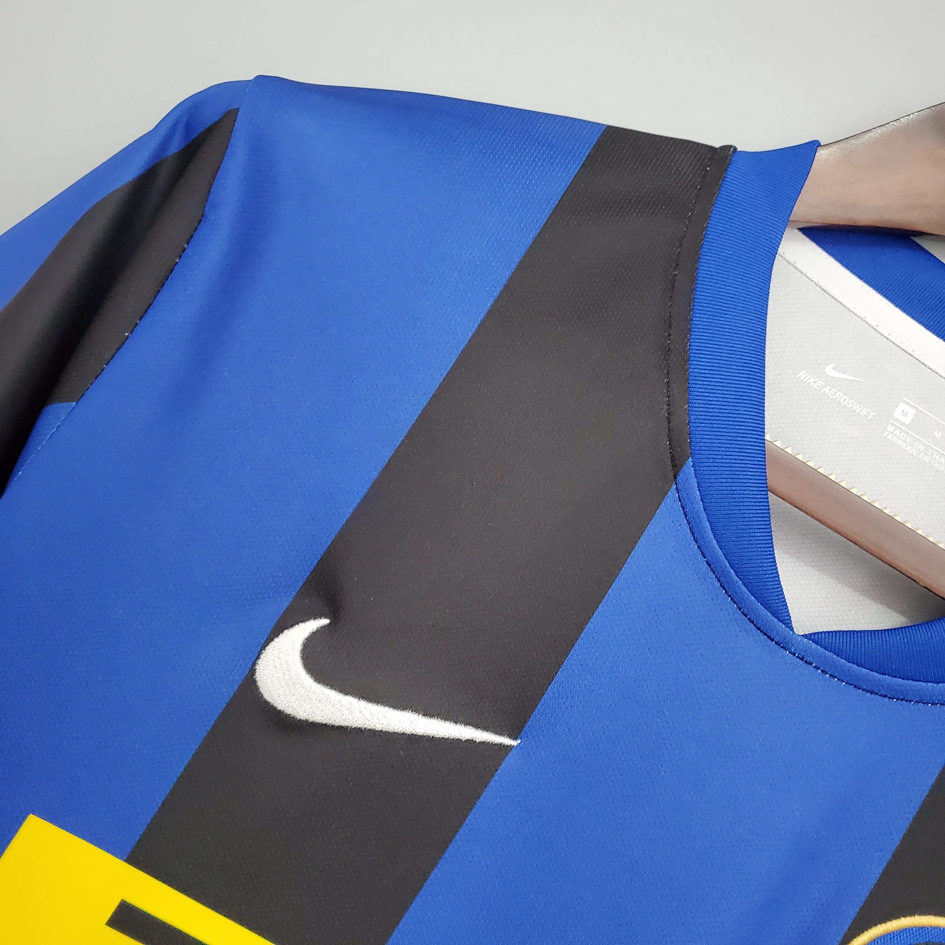 2008/09 Retro Inter Milan Home Jersey - Fans Edition
