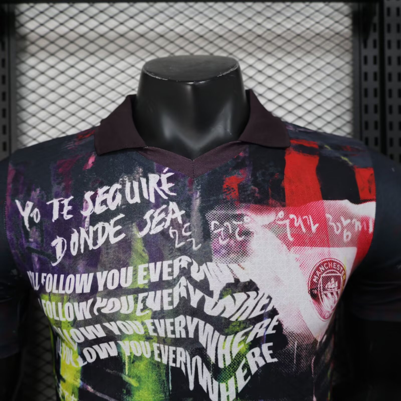 2025/2026 Player Version Manchester City  Rose Red FTBLNRGY+Retro Football Shirt 1:1 Thai Quality