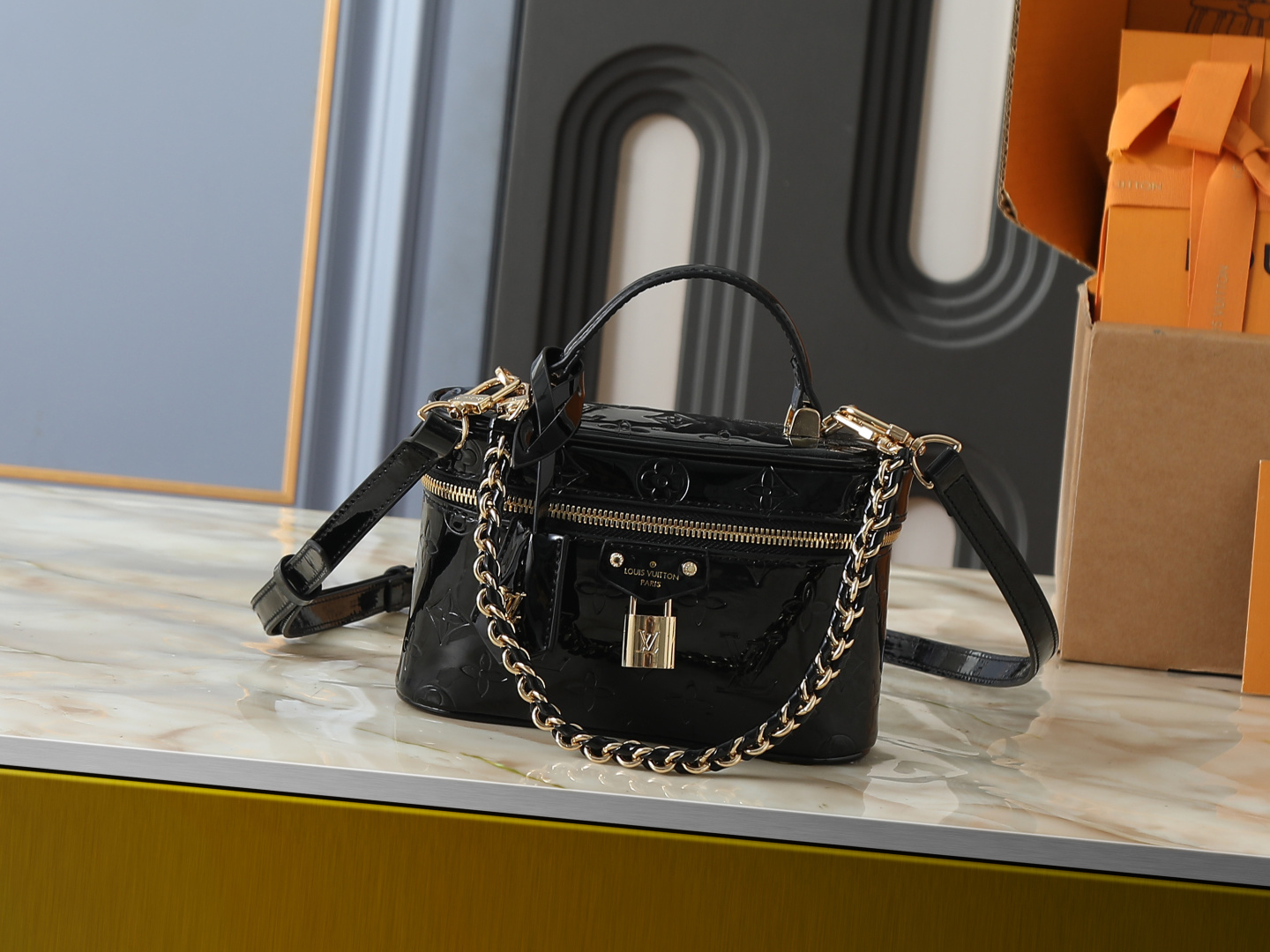 LV Vanity Chain Pouch Bag
