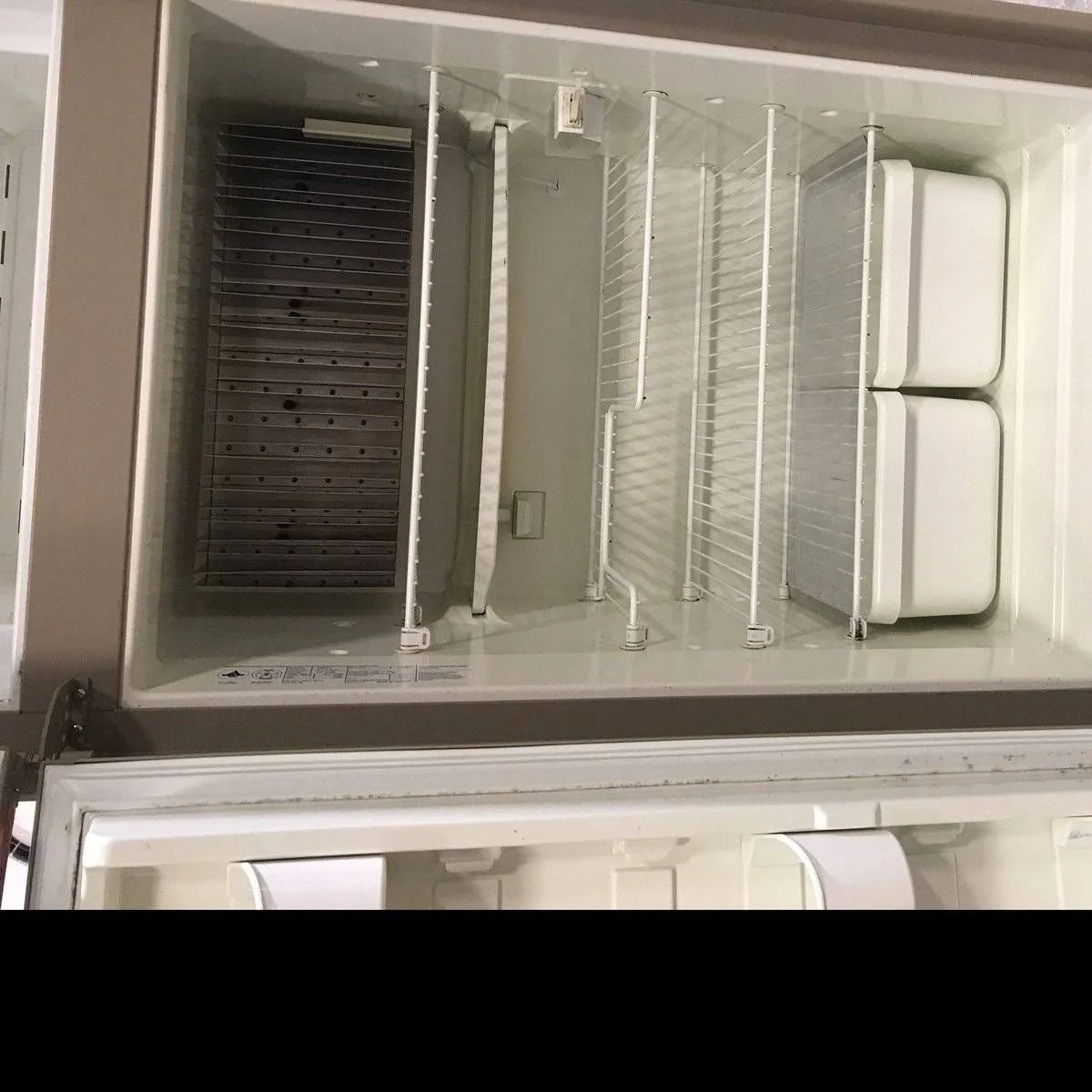 Used Complete Dometic Fridge, 2-Way - RM2652