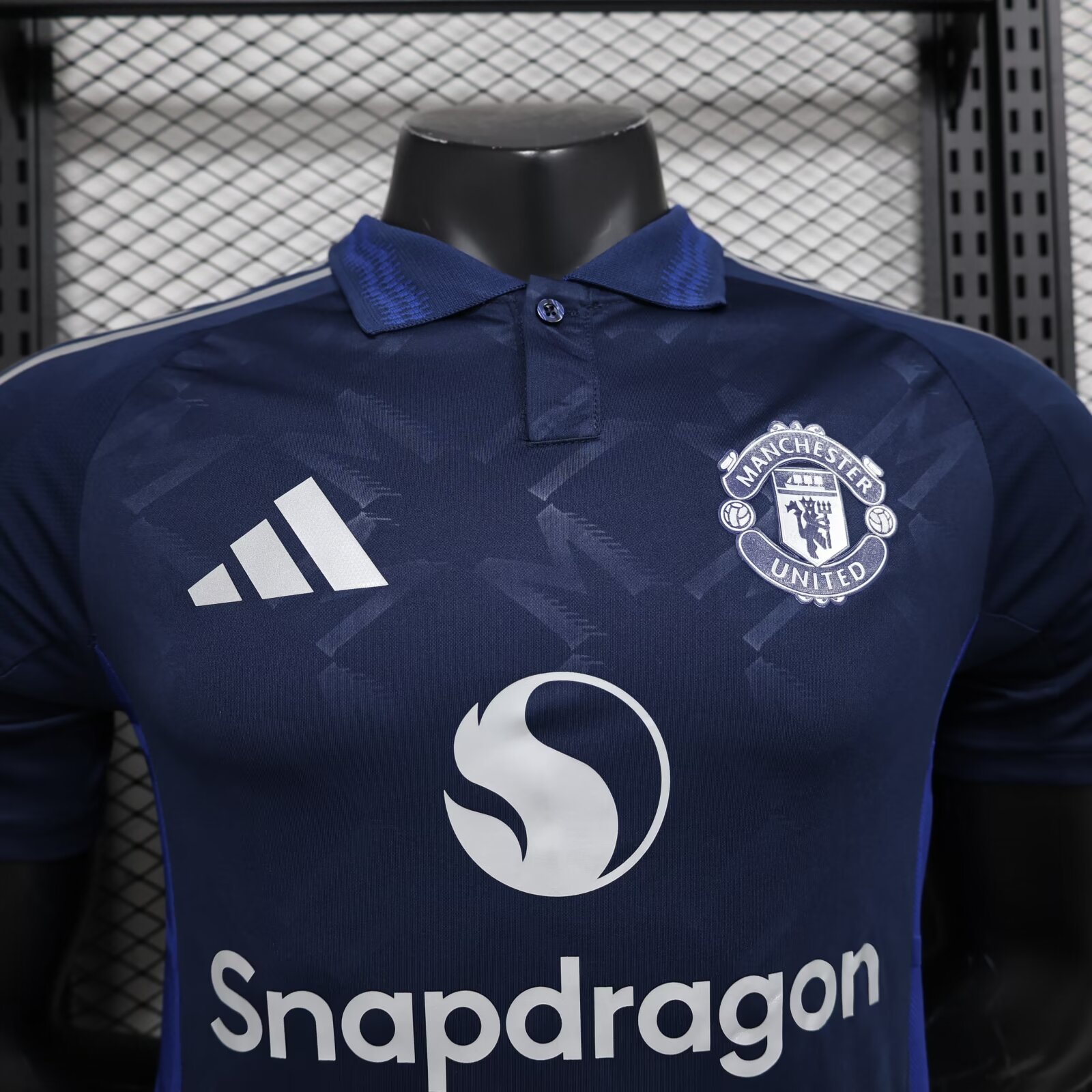 2024/25 Manchester United Away Shirt - Player Edition