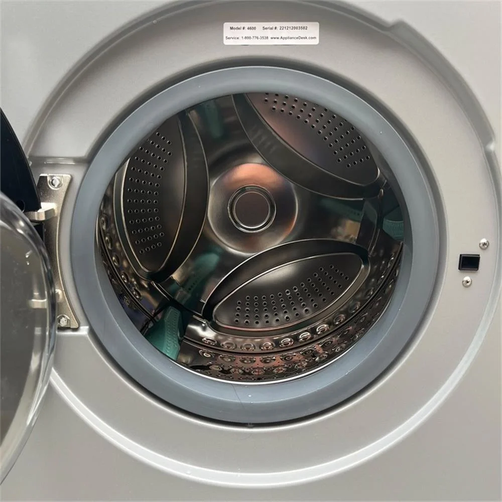 Pemberly Row Pet Compact 110V Vented/Ventless 15 lbs Combo Washer Dryer Silver