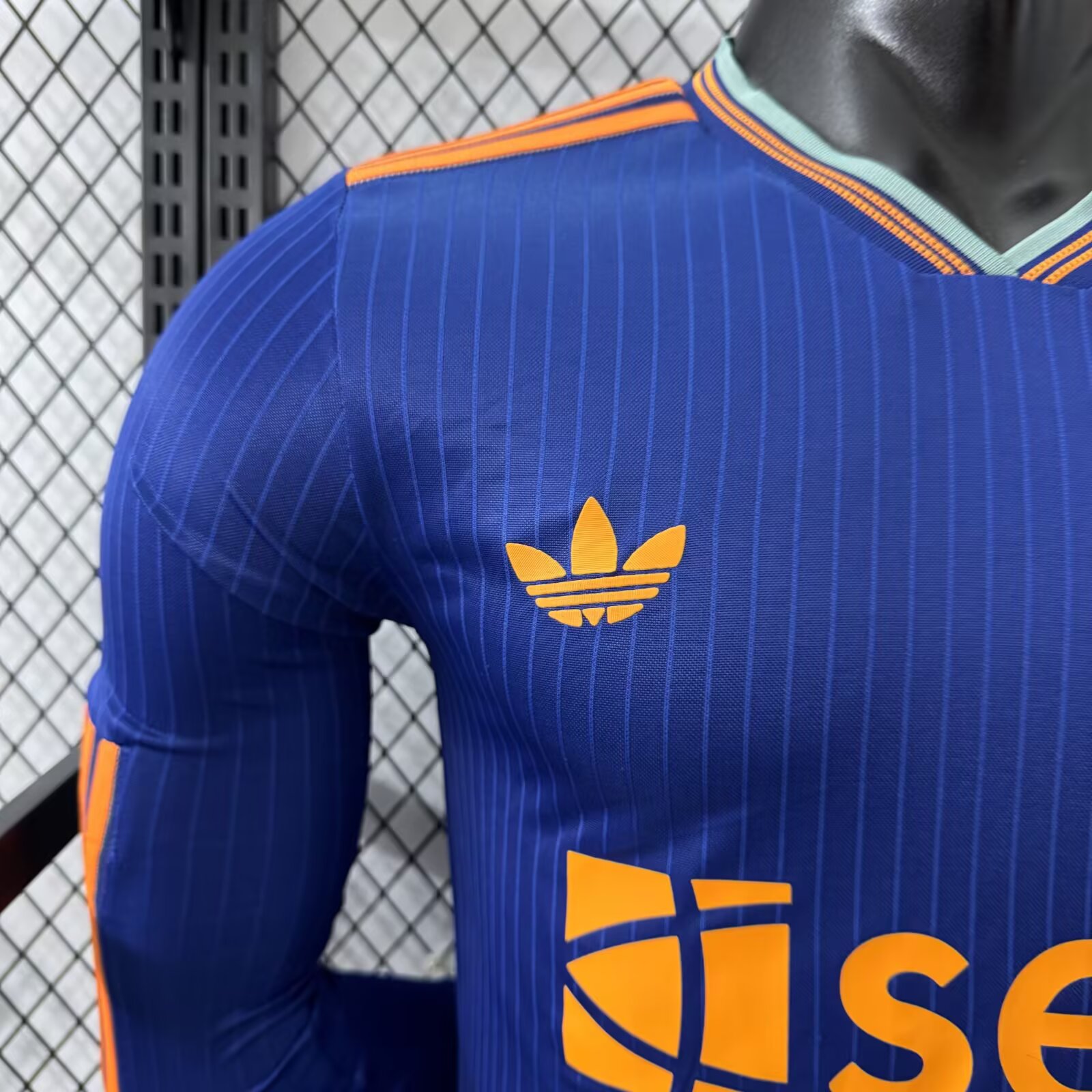 2025-26 Newcastle Second Away Long-Sleeve Jersey - Player Version