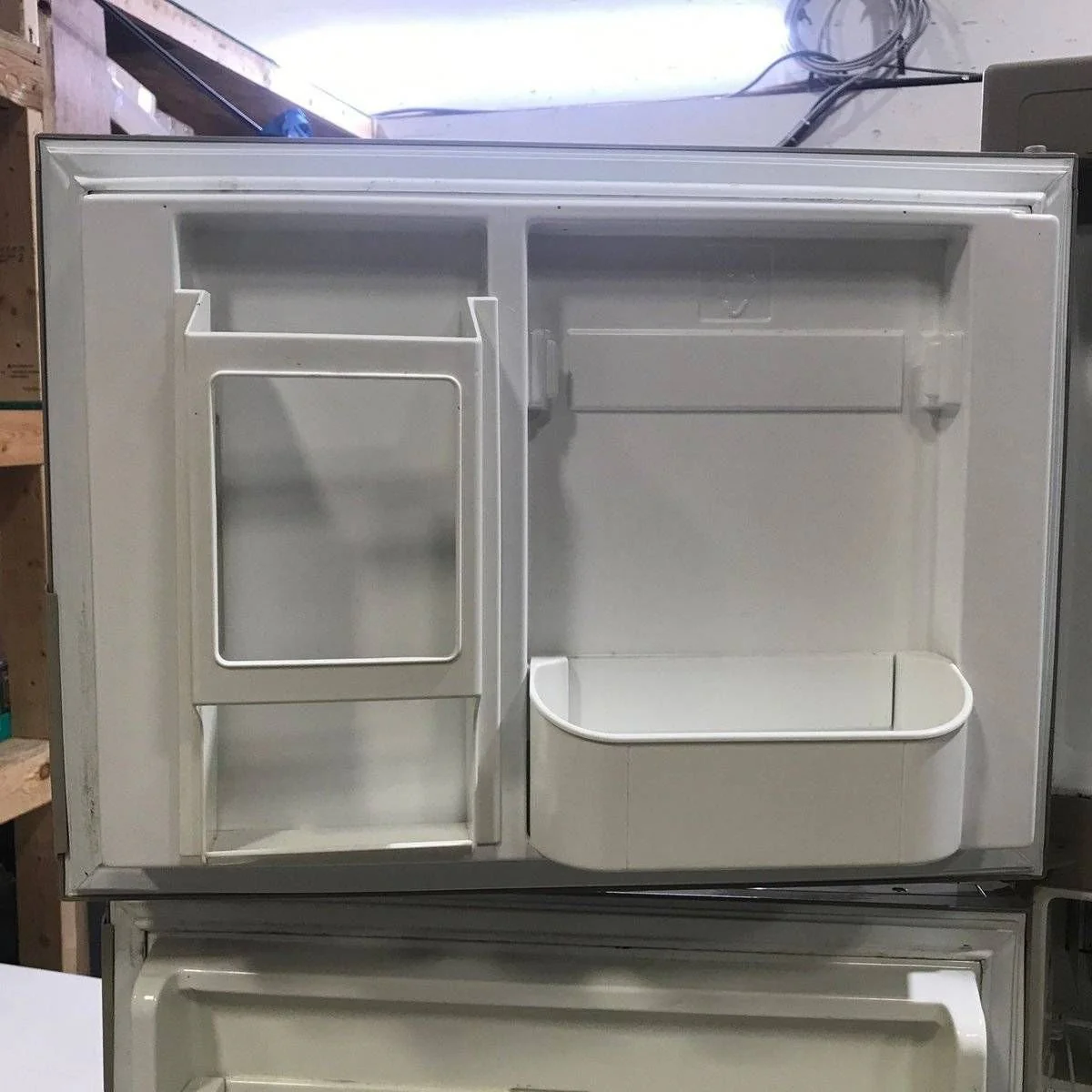 Used Complete Dometic Fridge, 2-Way - RM2652