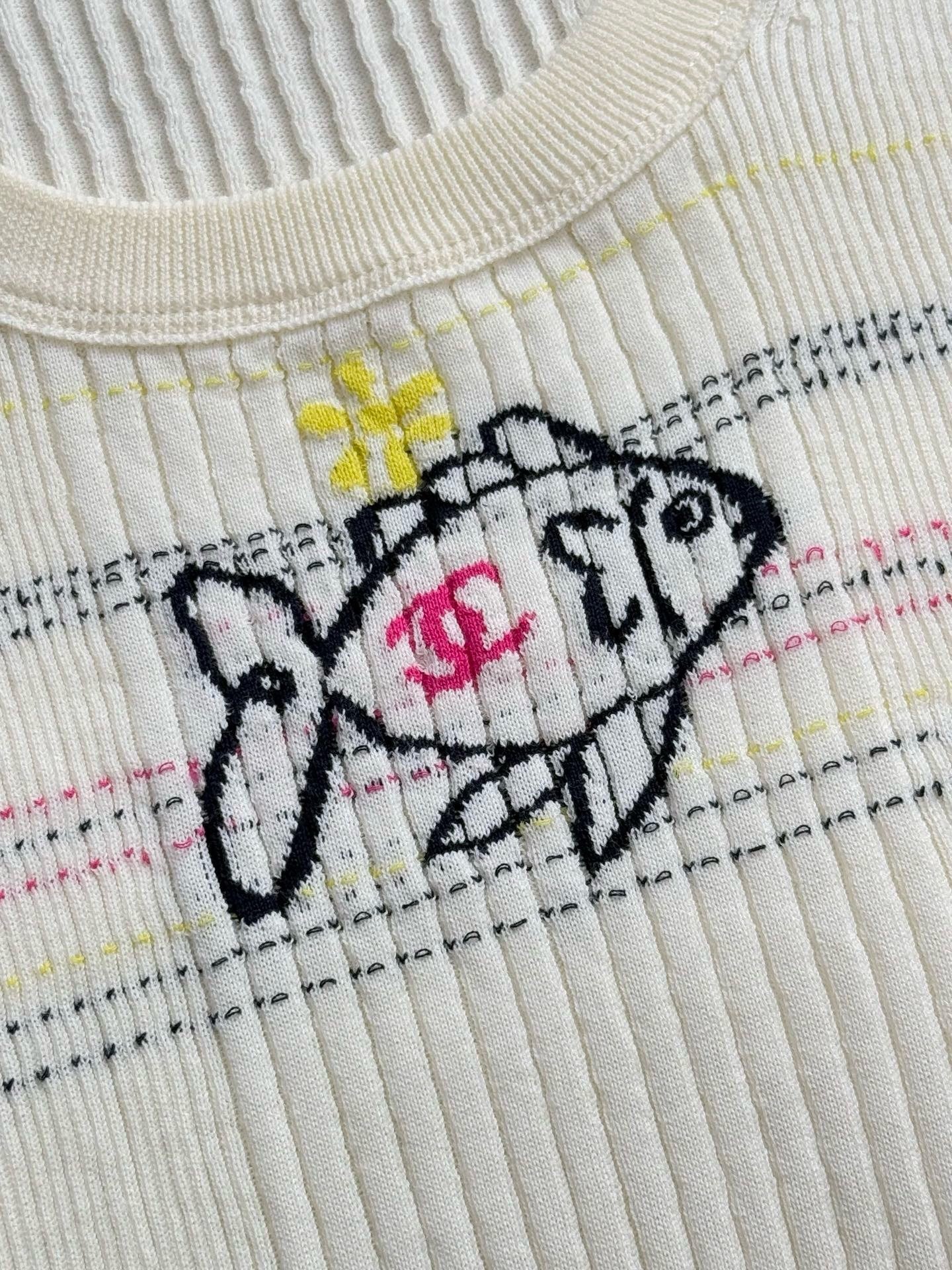 25P Fish knitted vest camisole