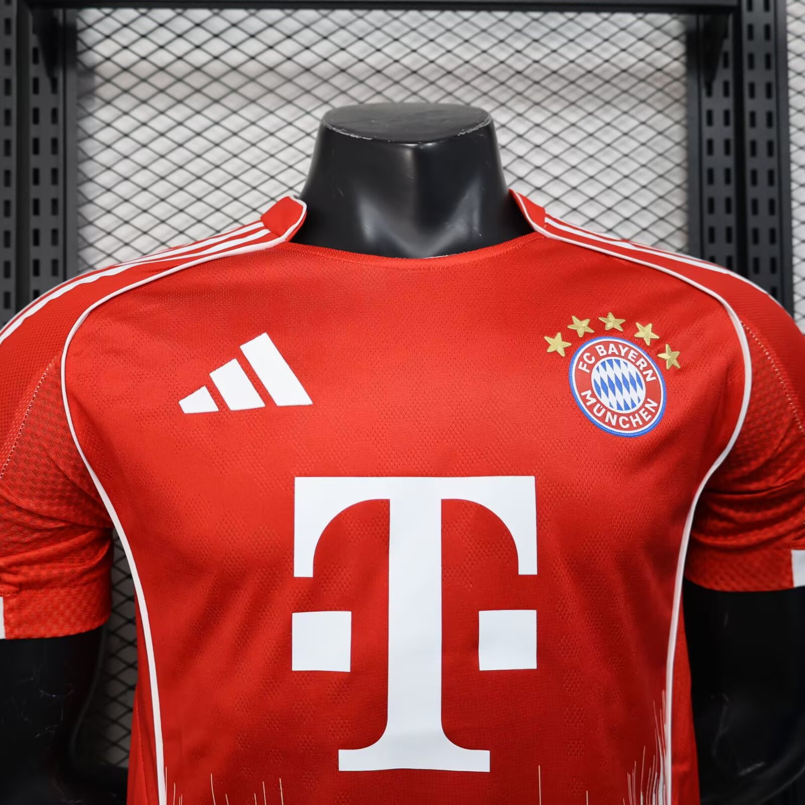 2025/2026 Player Version Bayern Munich Home Football Jersey 1:1 Thai Quality