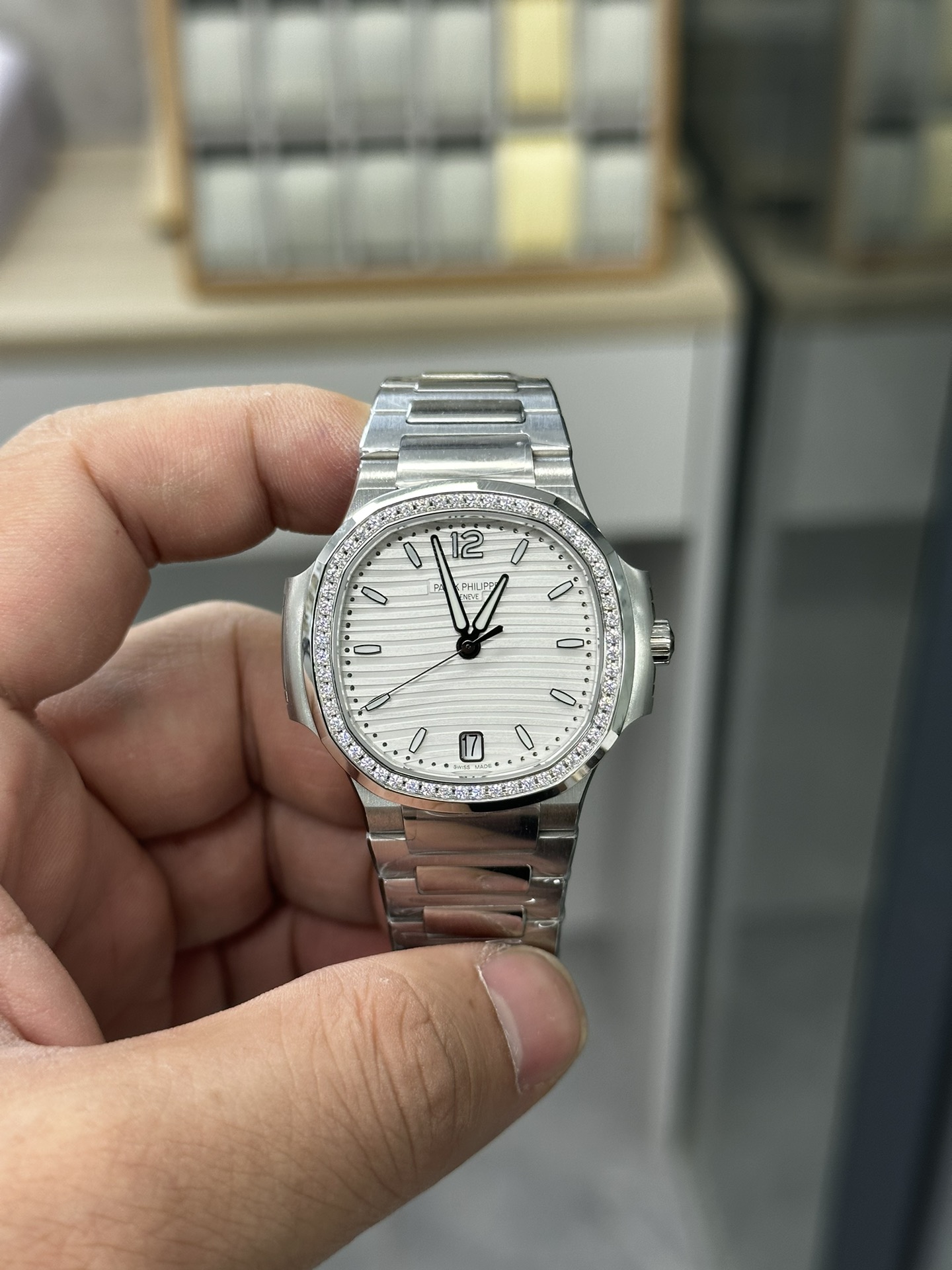 【Super Clone】Patek Philippe Nautilus Automatic Diamond White Dial 7118 1200A 010