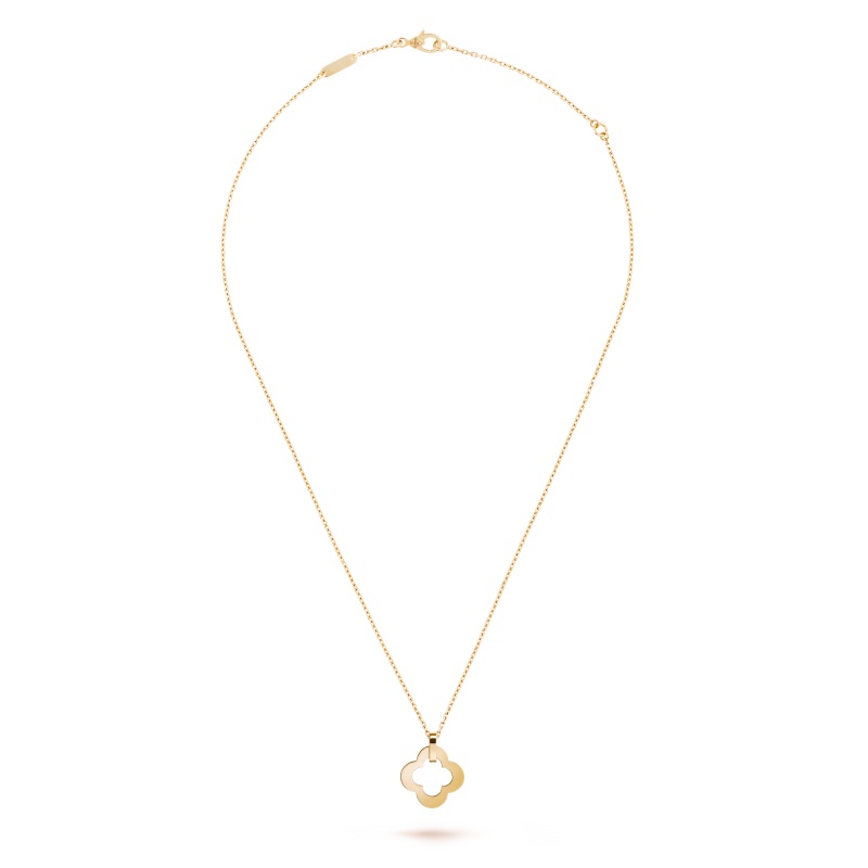 Byzantine Alhambra pendant