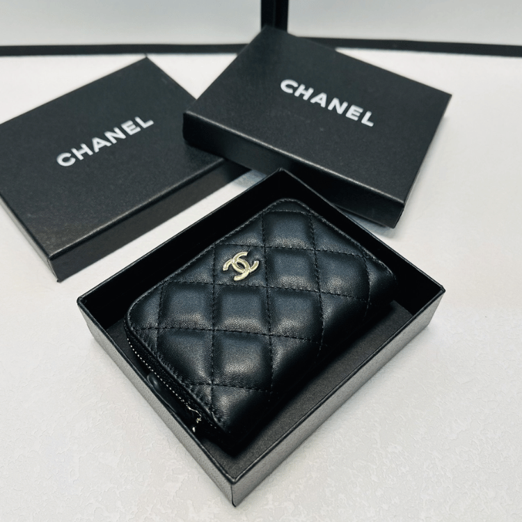 Chanel Zipped Coin Purse Black Gold Hardware 3.5 Inches