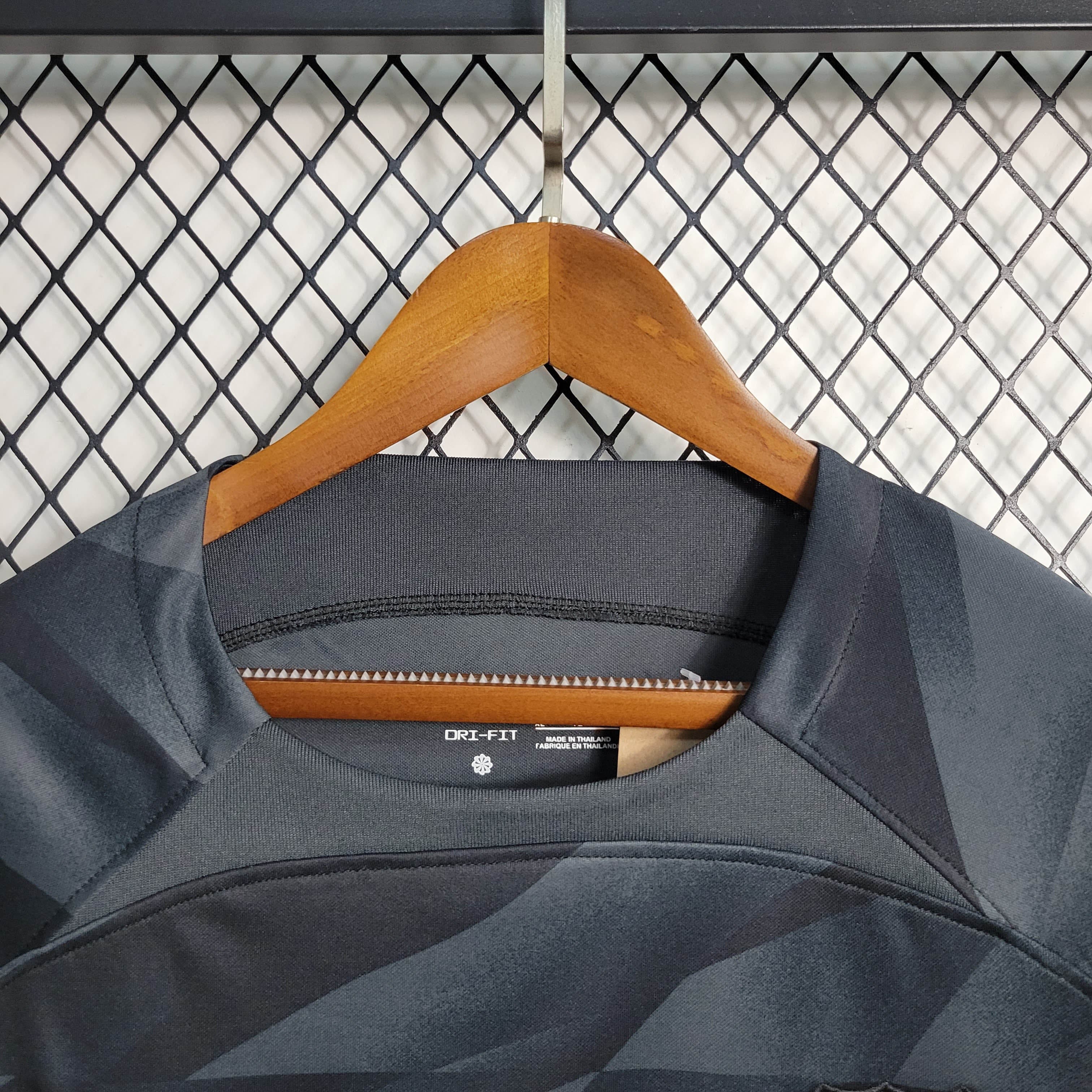 2023/2024 Long Sleeve Barcelona Goalkeeper Black Football Shirt 1:1 Thai Quality