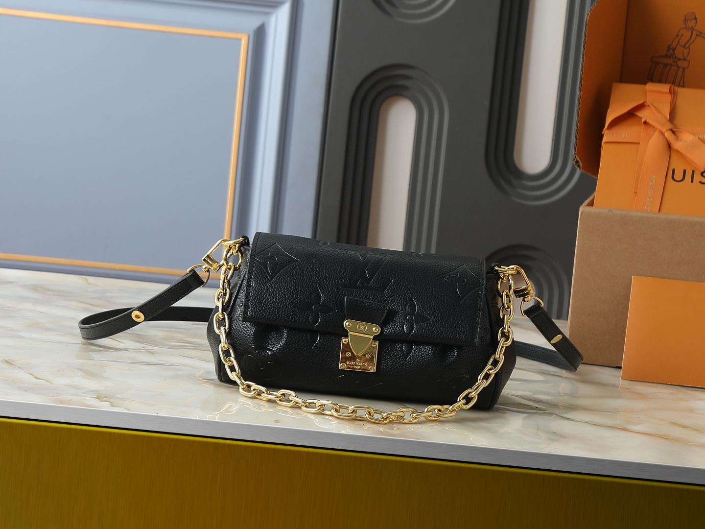 LV Favorite Monogram Empreinte Bag