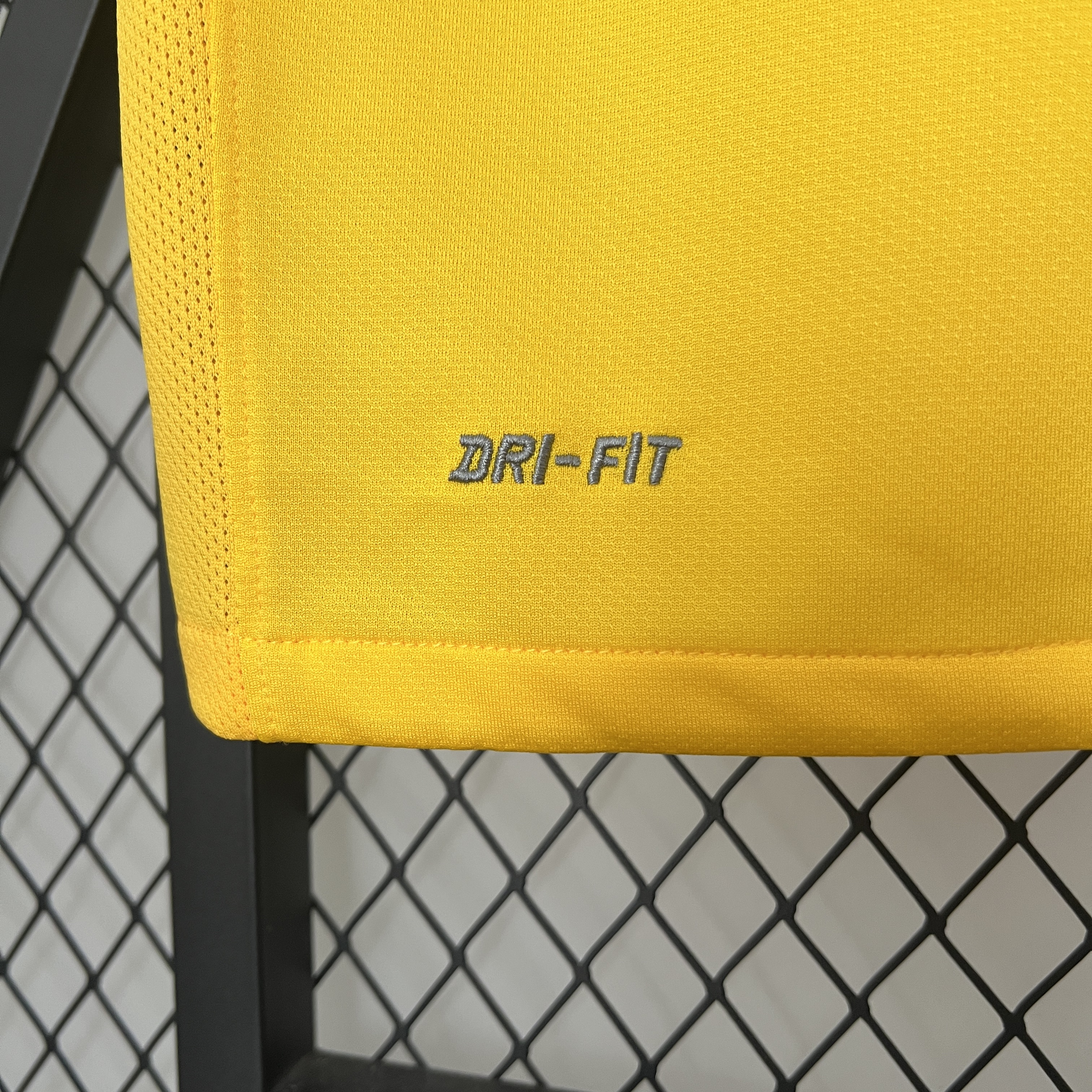 2010 Brazil Retro Yellow Jersey-Fans Edition