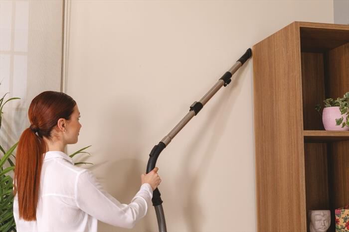 HOOVER - Aspirapolvere a traino HE320PET-Nero