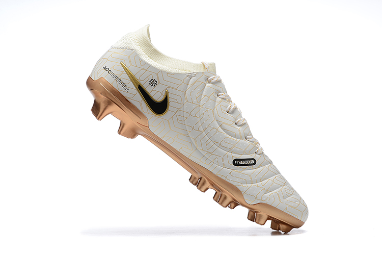 Tiempo Legend 10 Elite FG Football Shoes