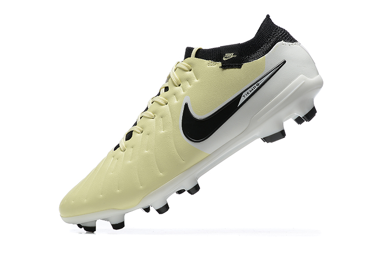 Tiempo Legend 10 Elite FG Football Shoes