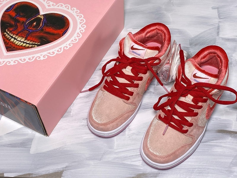 SB Dunk Low StrangeLove Skateboards