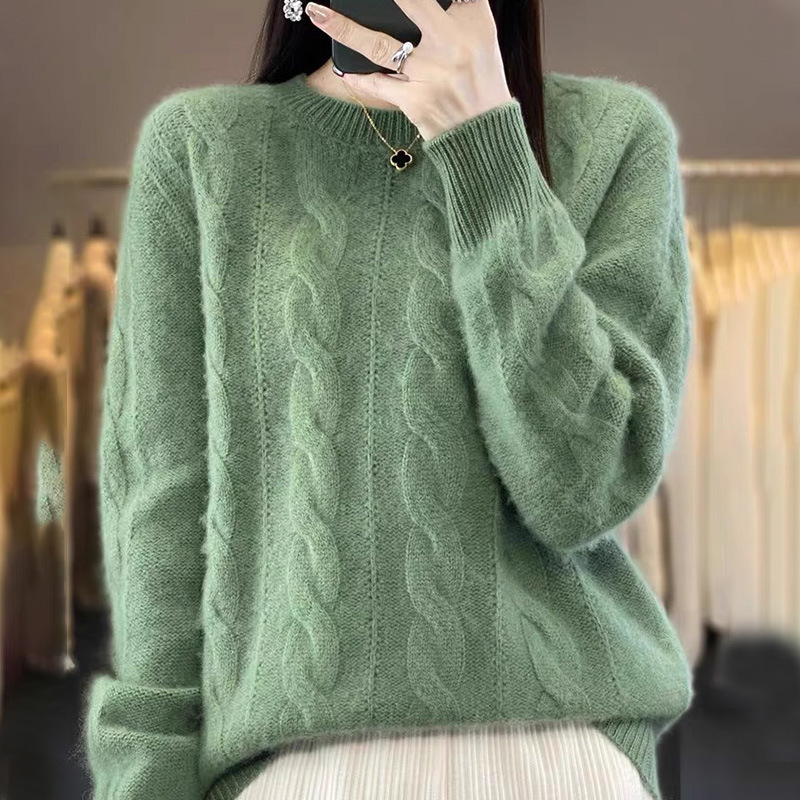 Women's 100% Mongolian Cashmere Sweater �?Classic Crew Neck, Thick Knit Pullover