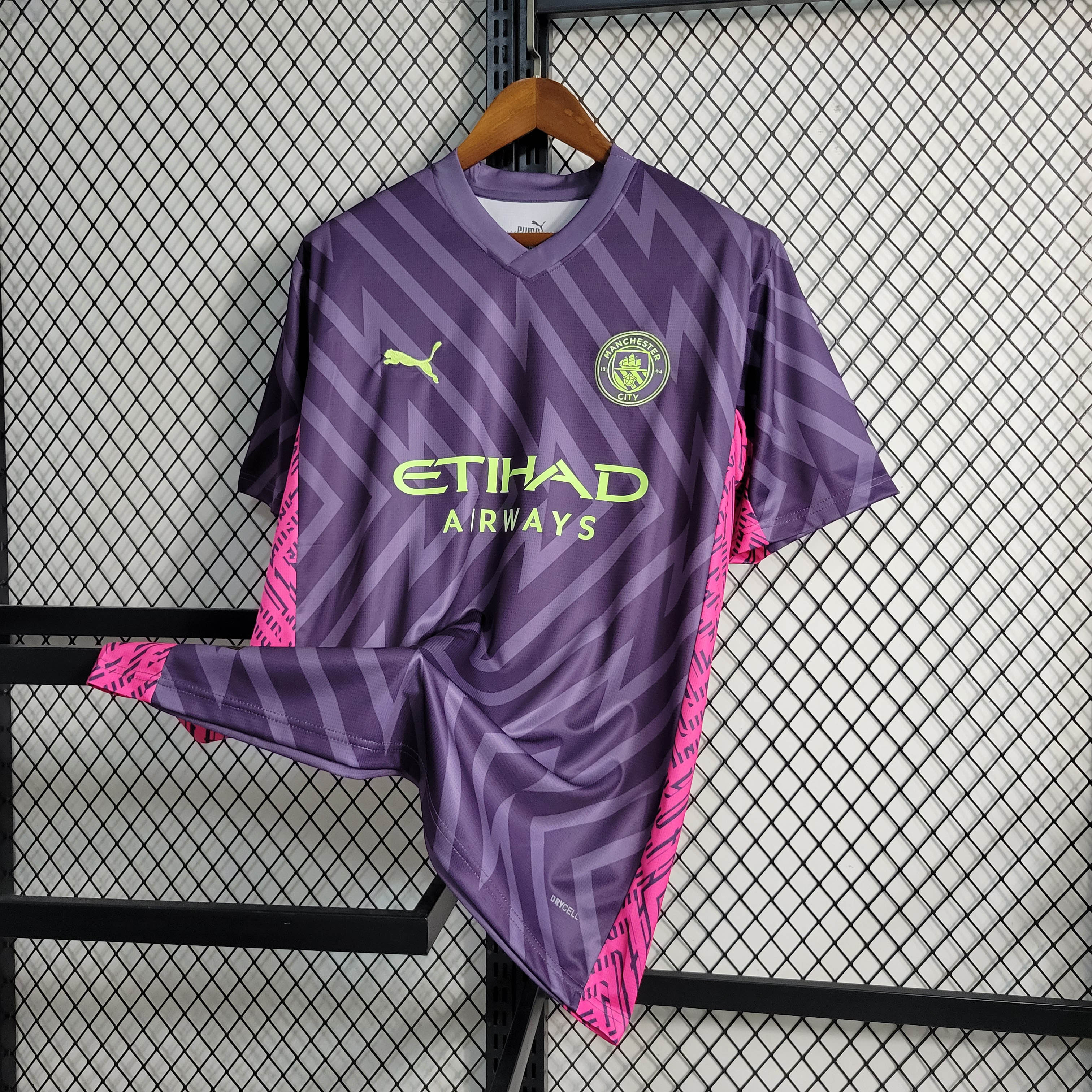 2023/2024 Manchester City Goalkeeper Purple Football Shirt 1:1 Thai Quality-Fans