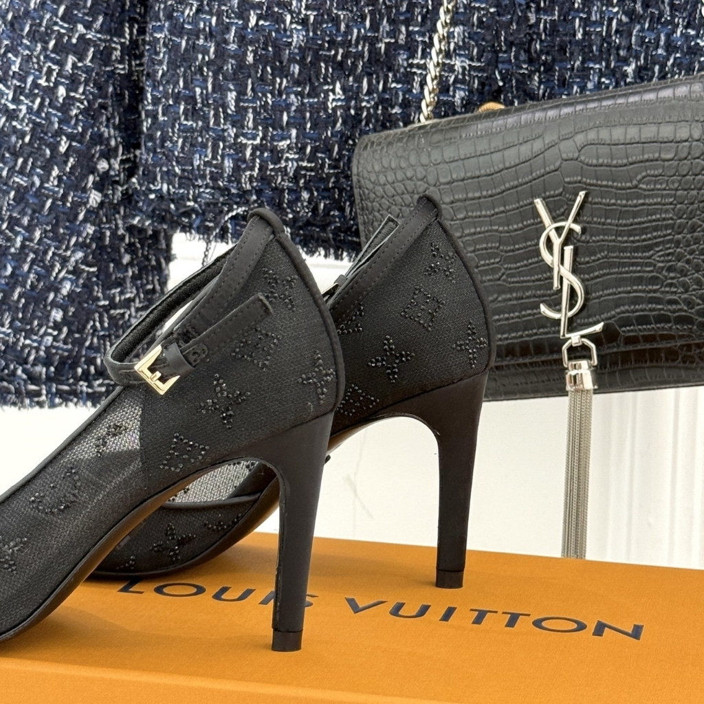 Louis Vuitton Gala Sandal Black 1AJPS1