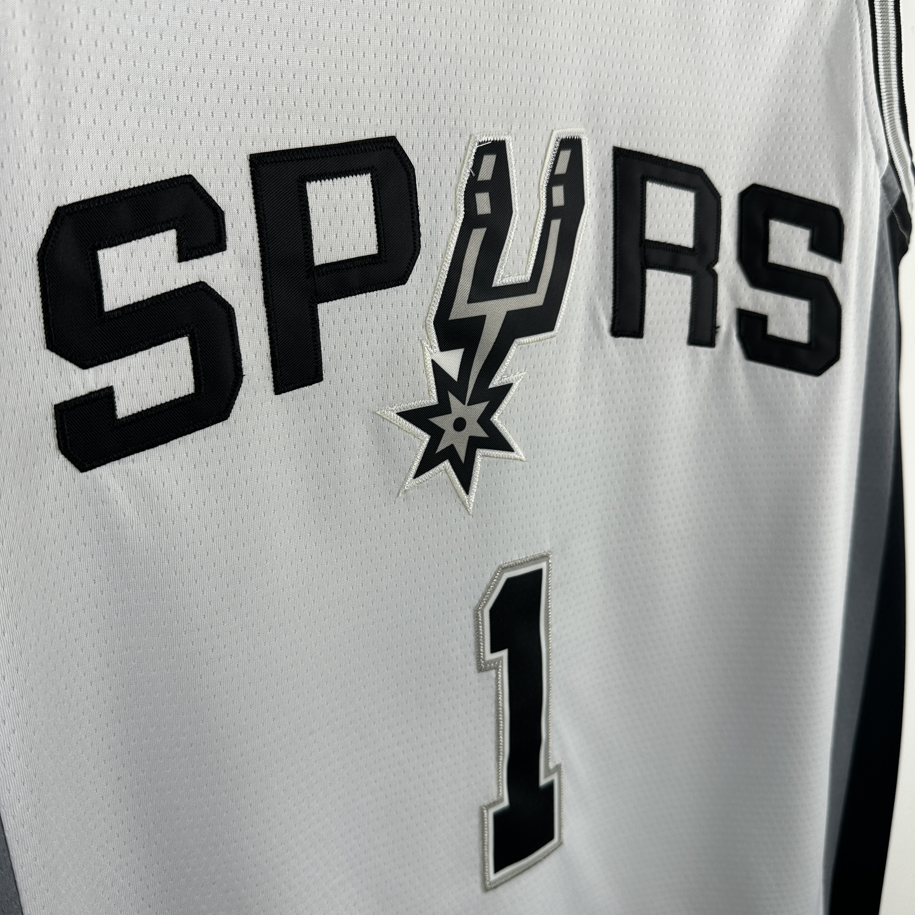 Embroidery Spurs White No. 1 Wenban Yama