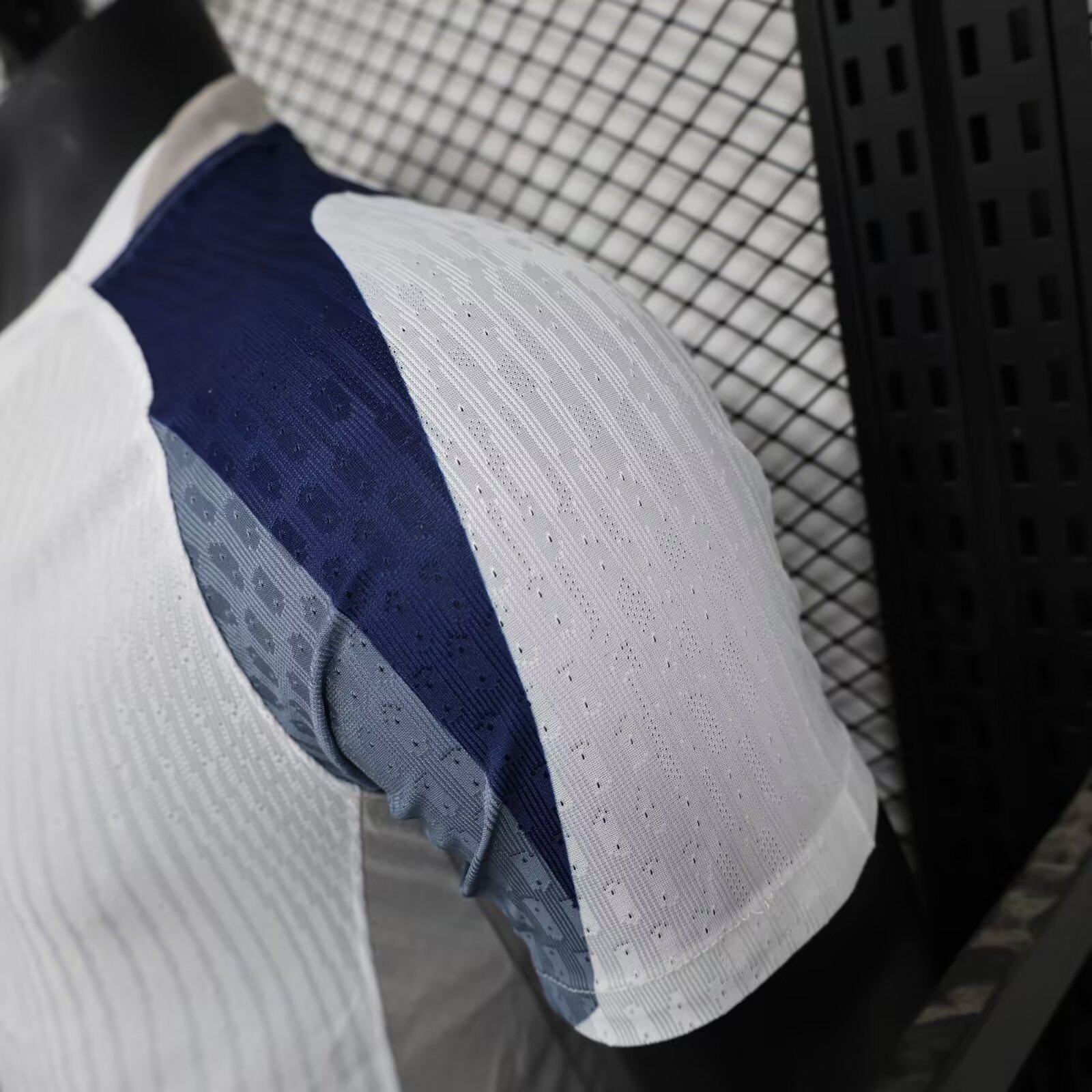 2025/2026 Player Version Tottenham Home Football Shirt 1:1 Thai Quality