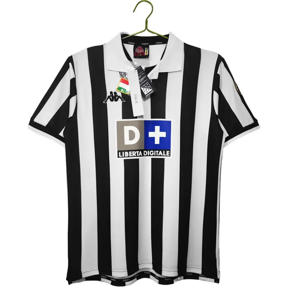 1998/99 Juventus home retro jersey