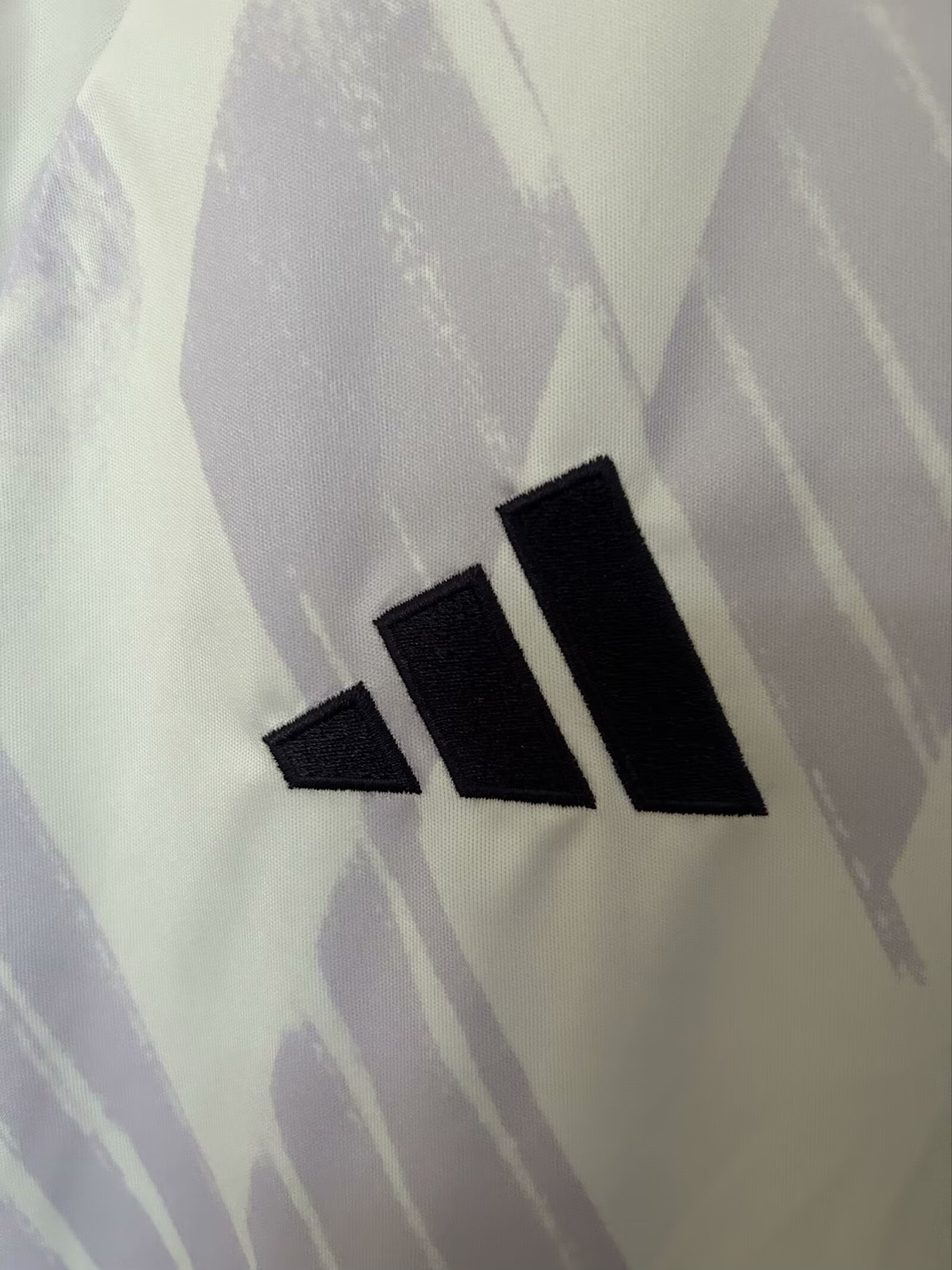 2025-26 Manchester United Away Purple and White - Jersey - Fan Edition