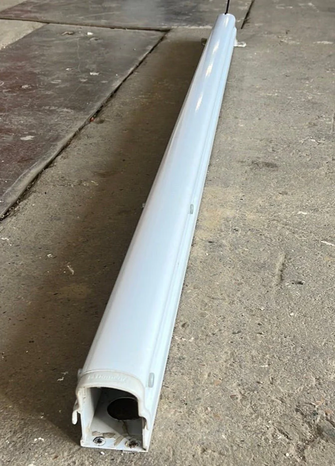Used Dometic Awning Arm, Idler (Rear), White, Standard, 66 - 3312487.022B