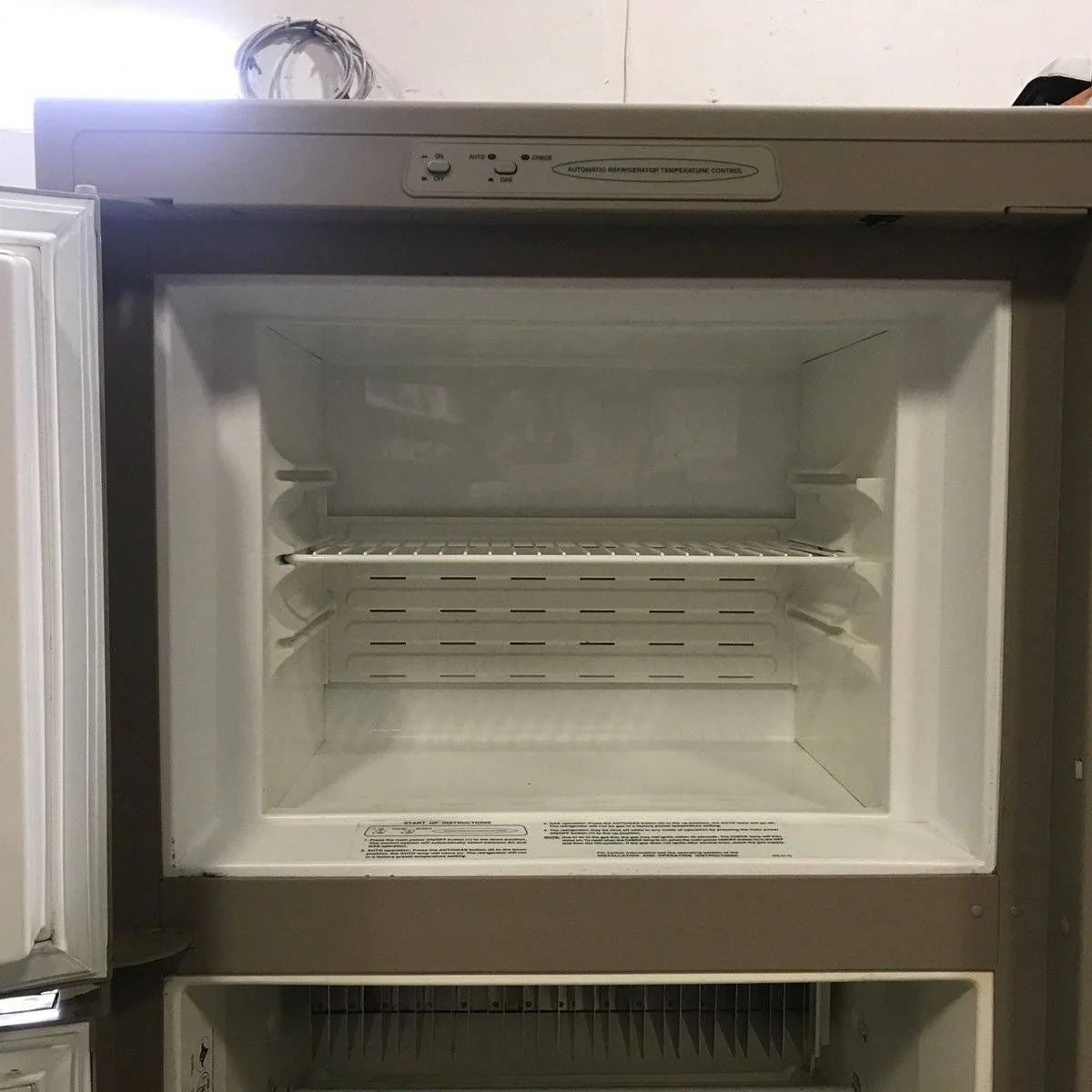 Used Complete Dometic Fridge, 2-Way - RM2652