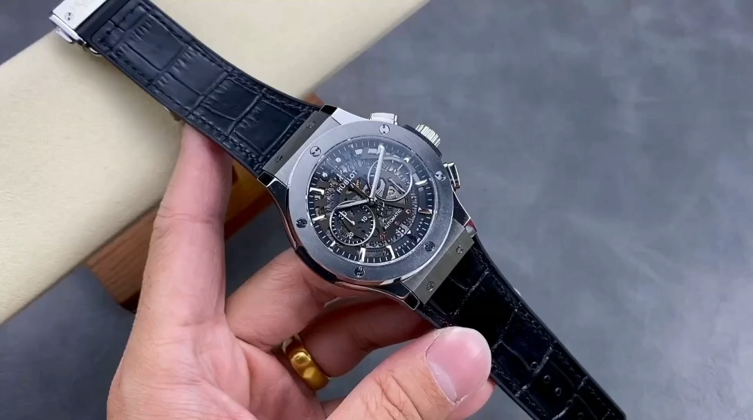 【Super Clone】Hublot Classic Fusion 525.NX.0170.LR 45mm