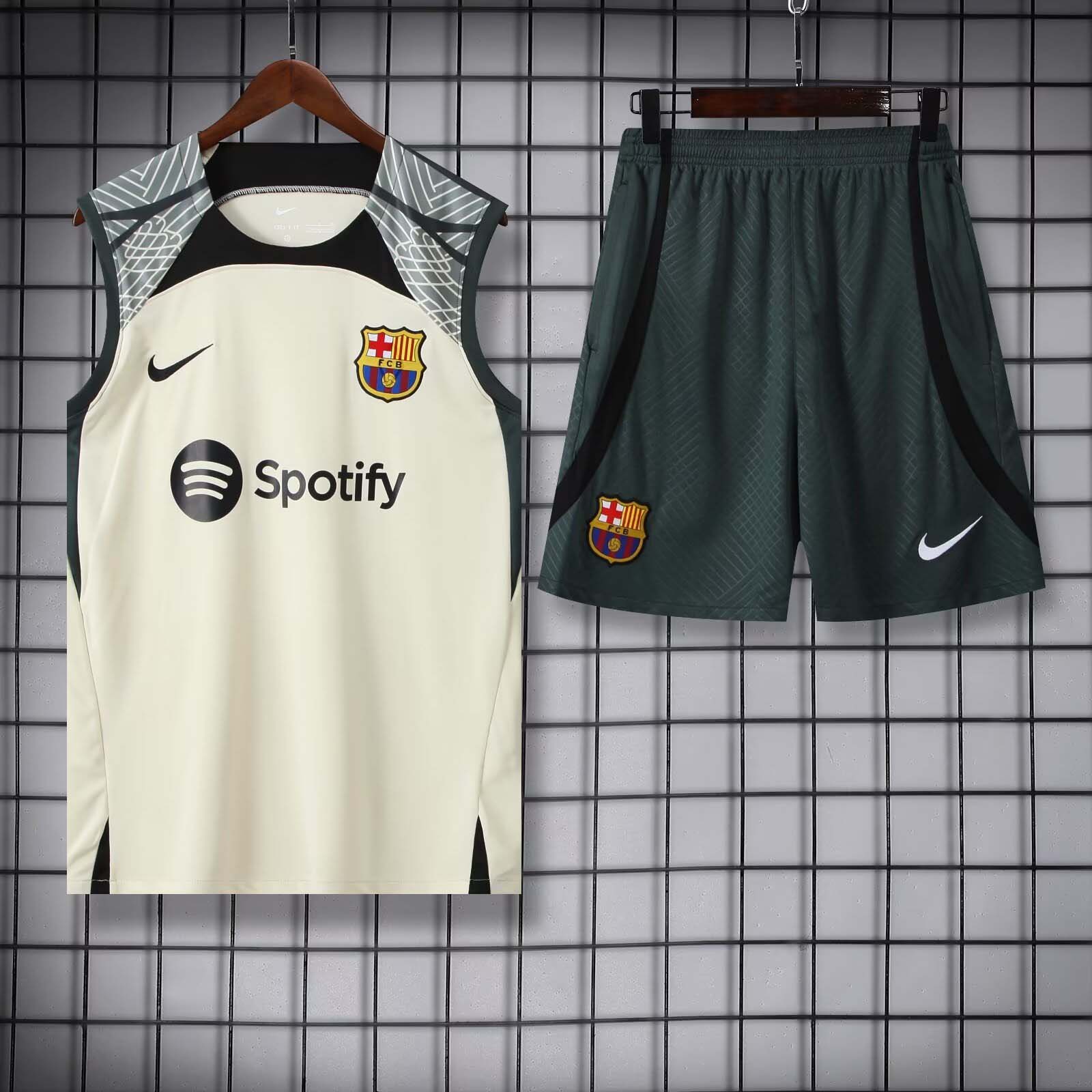 2023/24 Barcelona training vest
